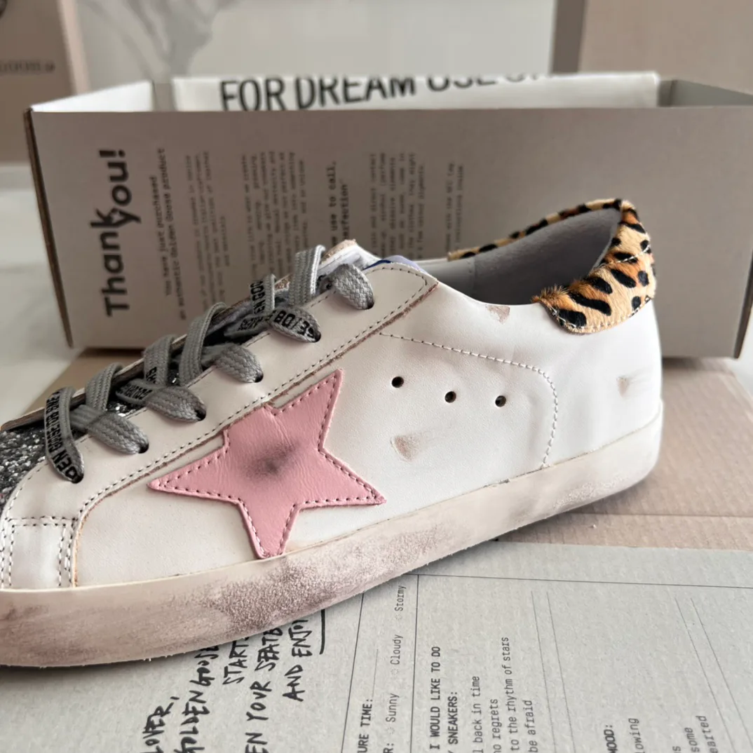 Кроссовки Женские Golden Goose 16995648