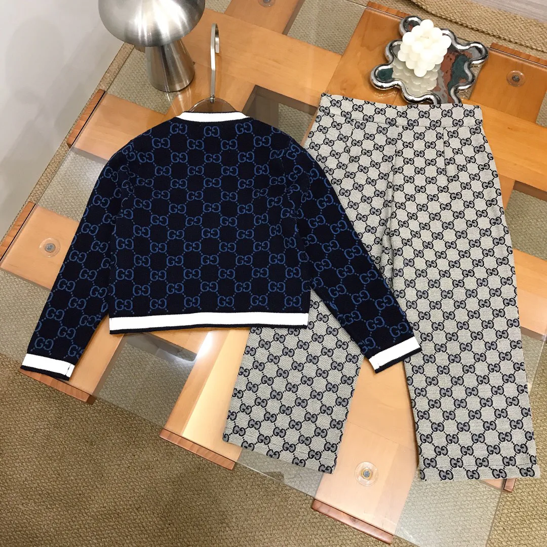 Джемперы И Свитеры Женские Gucci 19363668