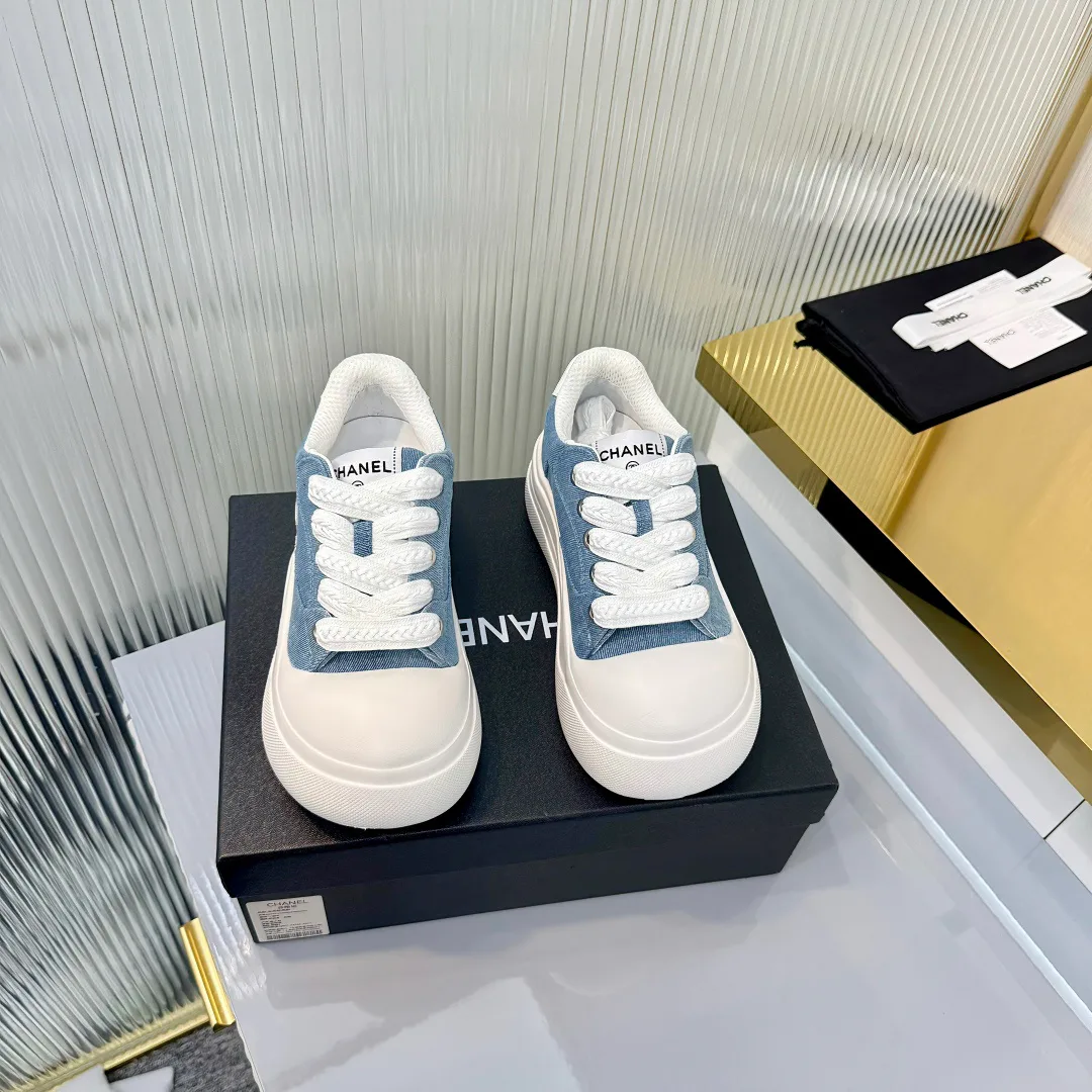 Кроссовки Женские Chanel 11396573