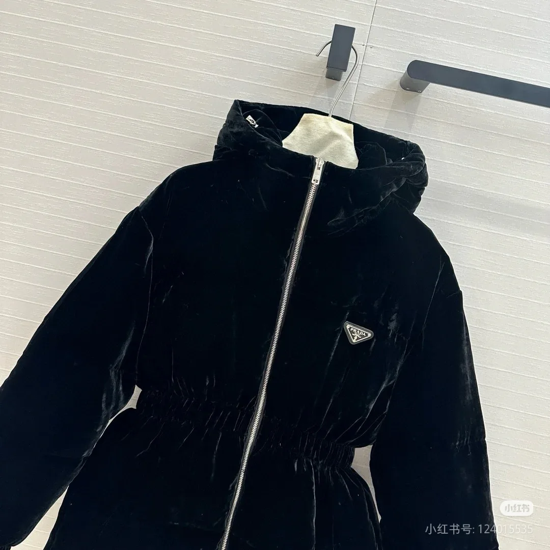 Куртки И Пуховики Женские Prada 5381235