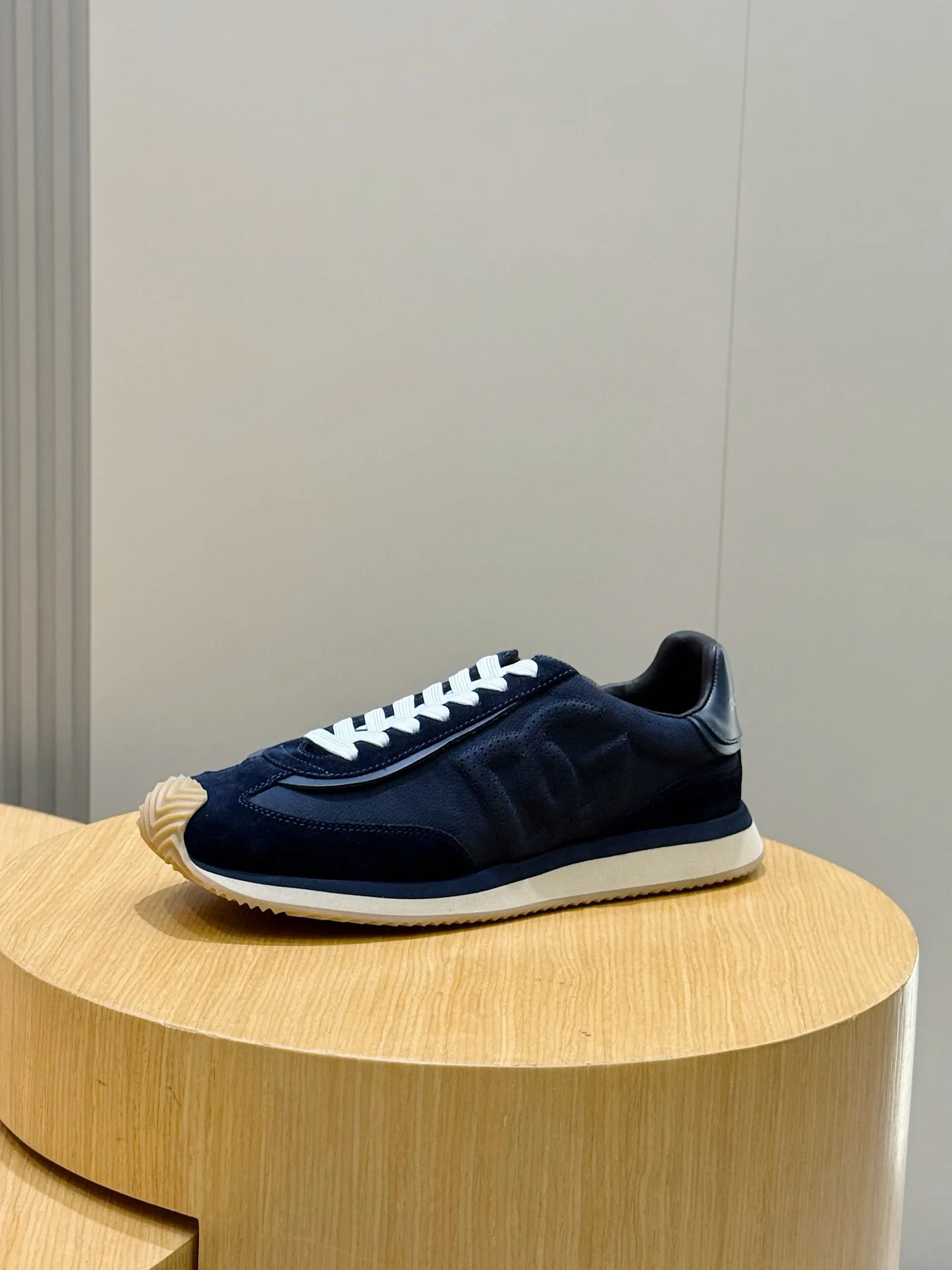 Кроссовки Женские Dolce & Gabbana 366808