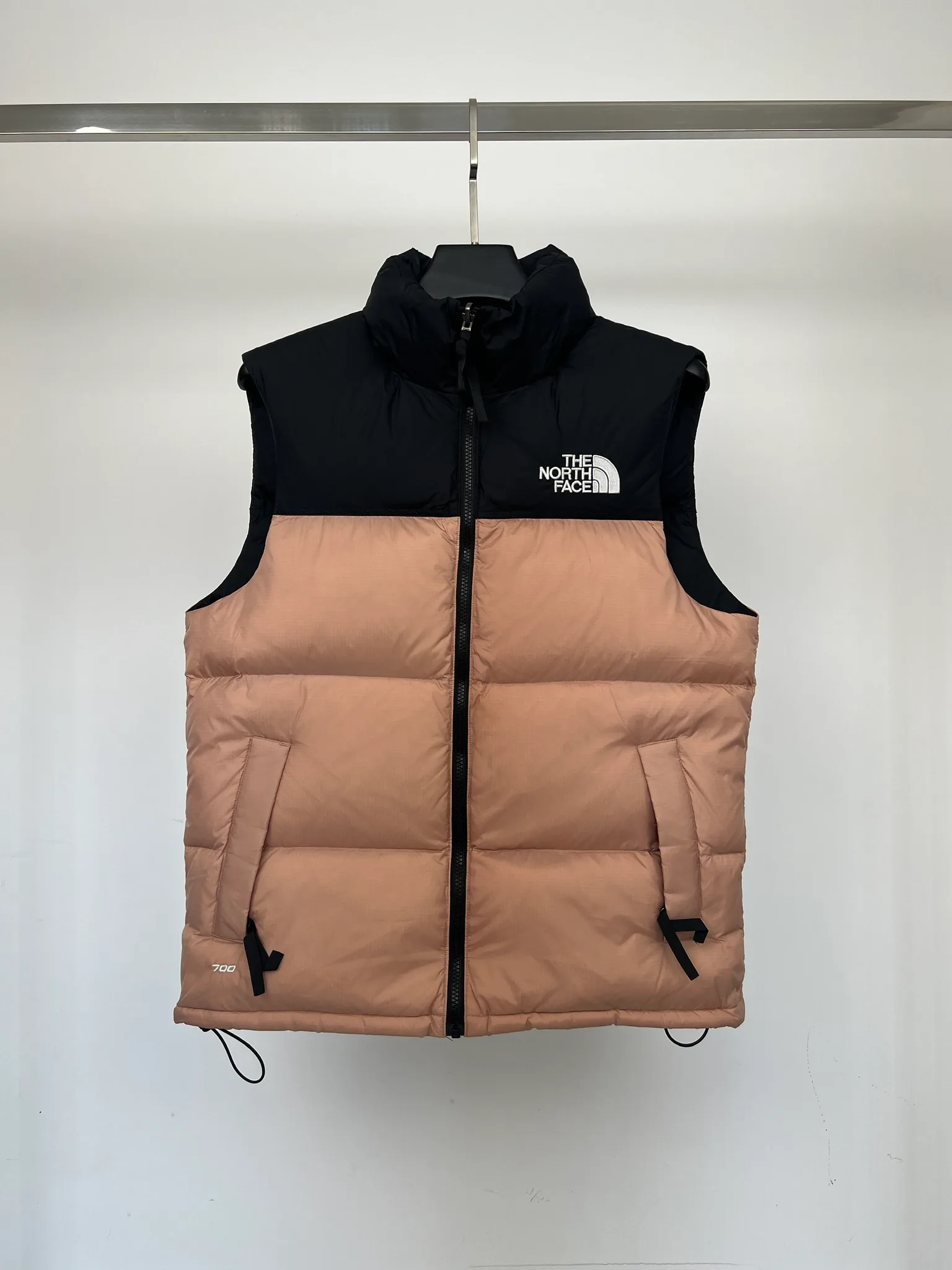 Жилеты Женские The North Face 18416031
