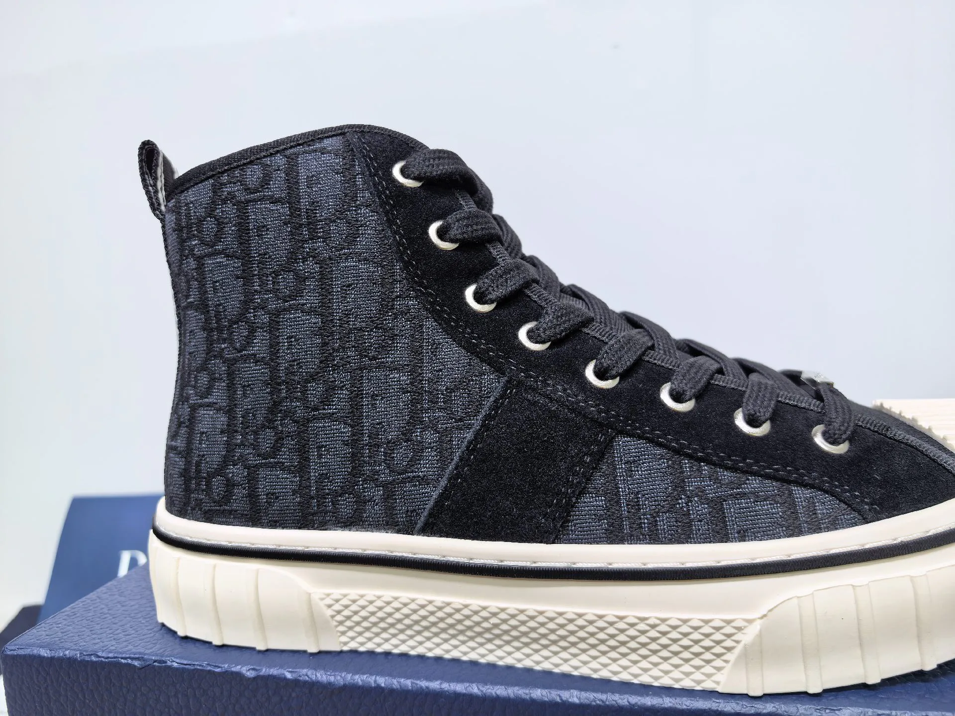 Кроссовки Мужские Christian Dior 17805350