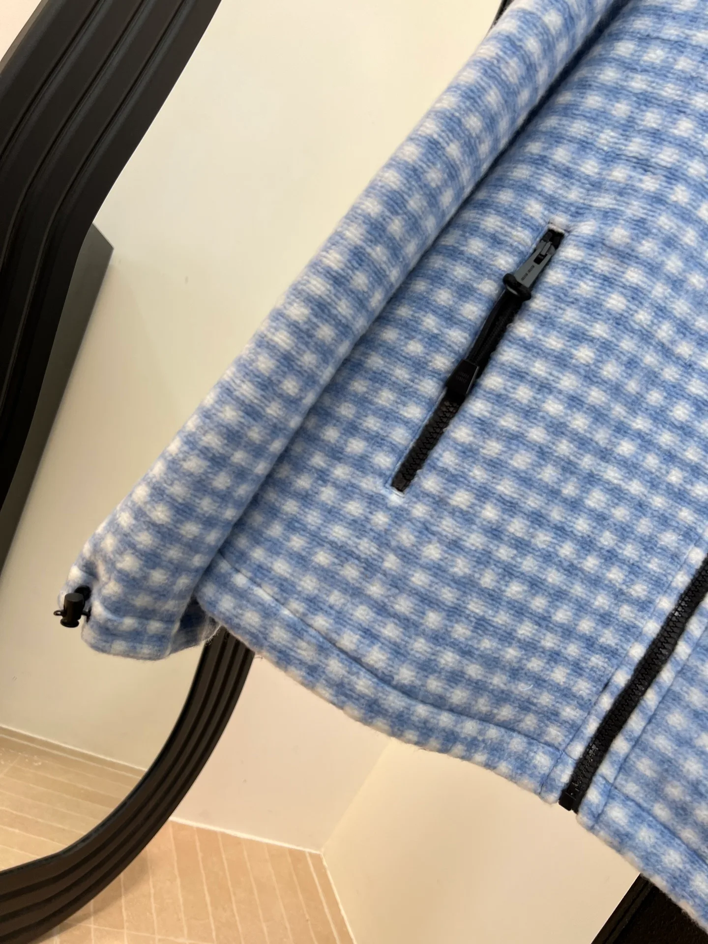 Куртки И Пуховики Женские Miu Miu 18149370