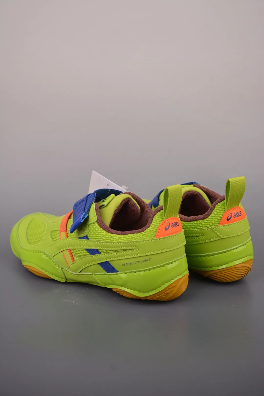 Кроссовки Женские Asics 18743885