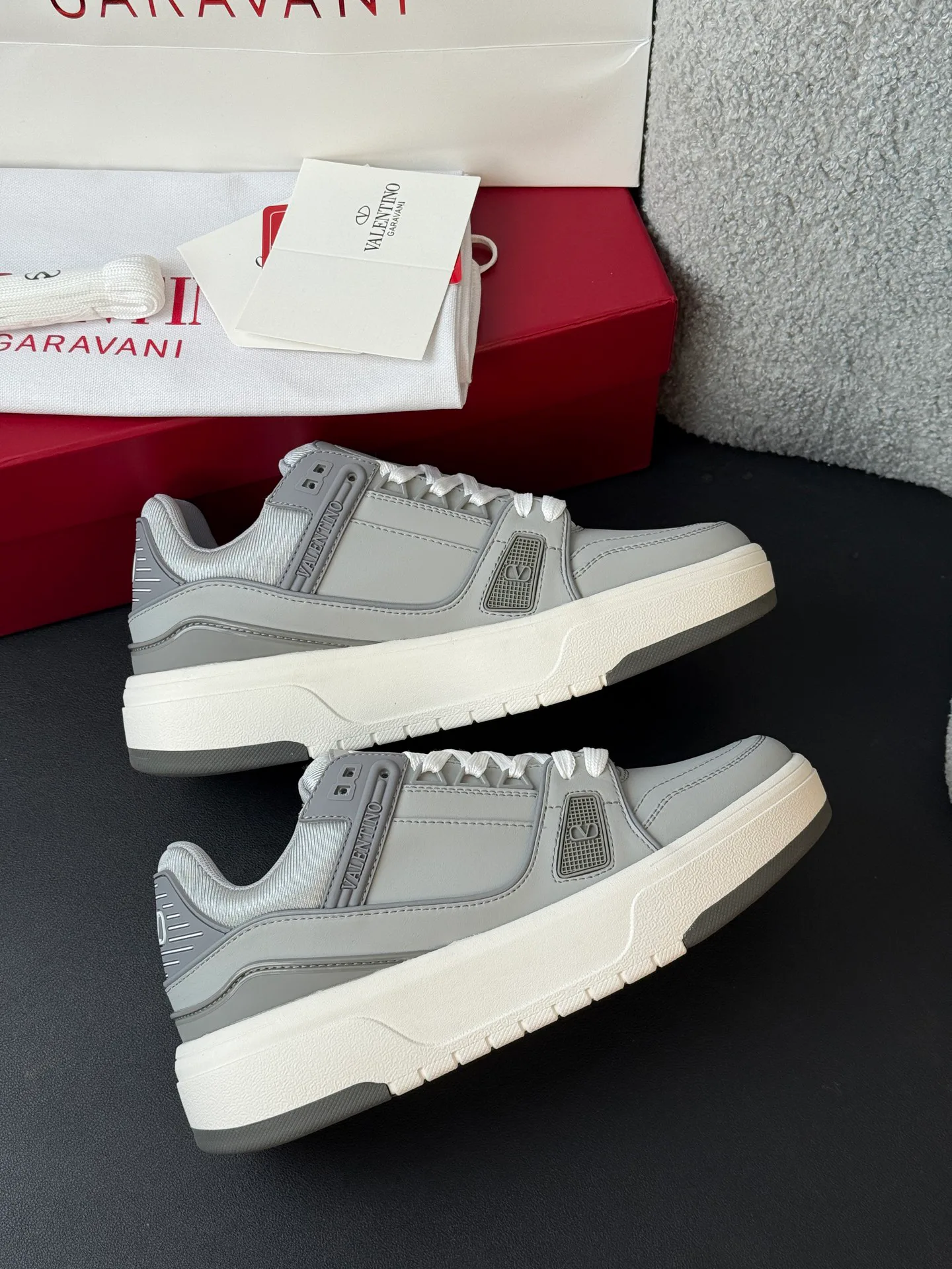 Кроссовки Женские Valentino 5760016