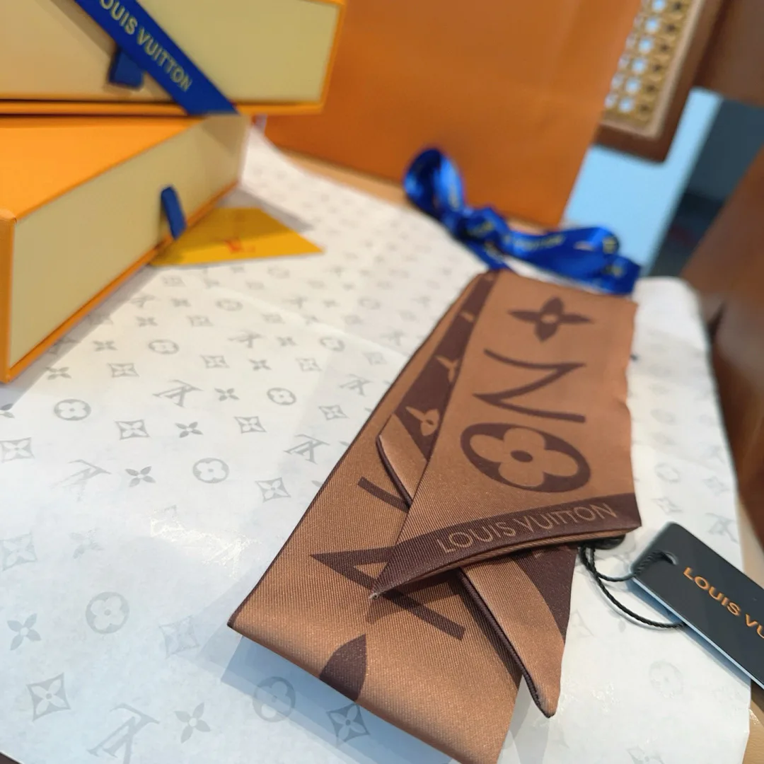 Платки Louis Vuitton 12918475