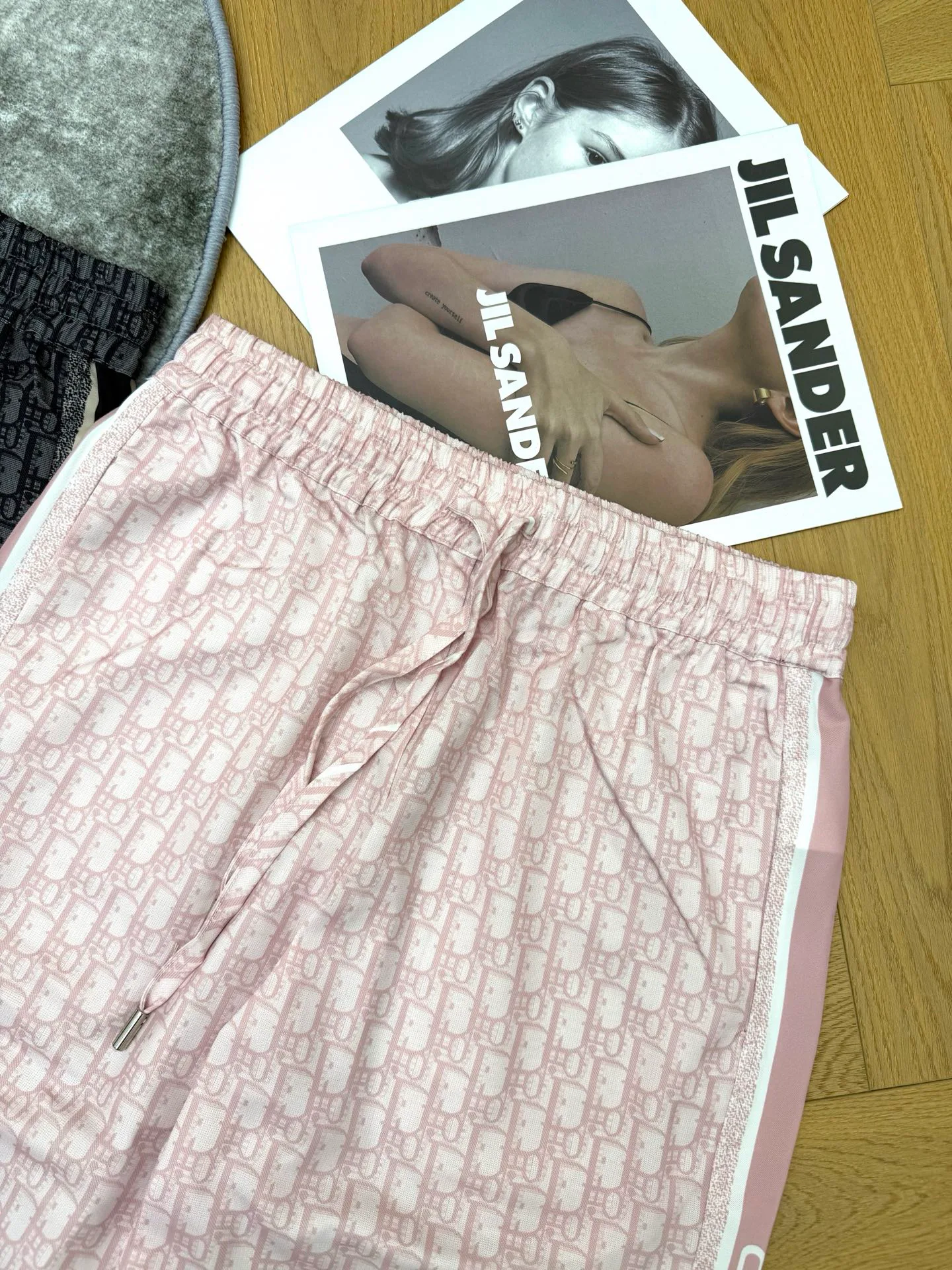 Брюки Женские Christian Dior 11417121