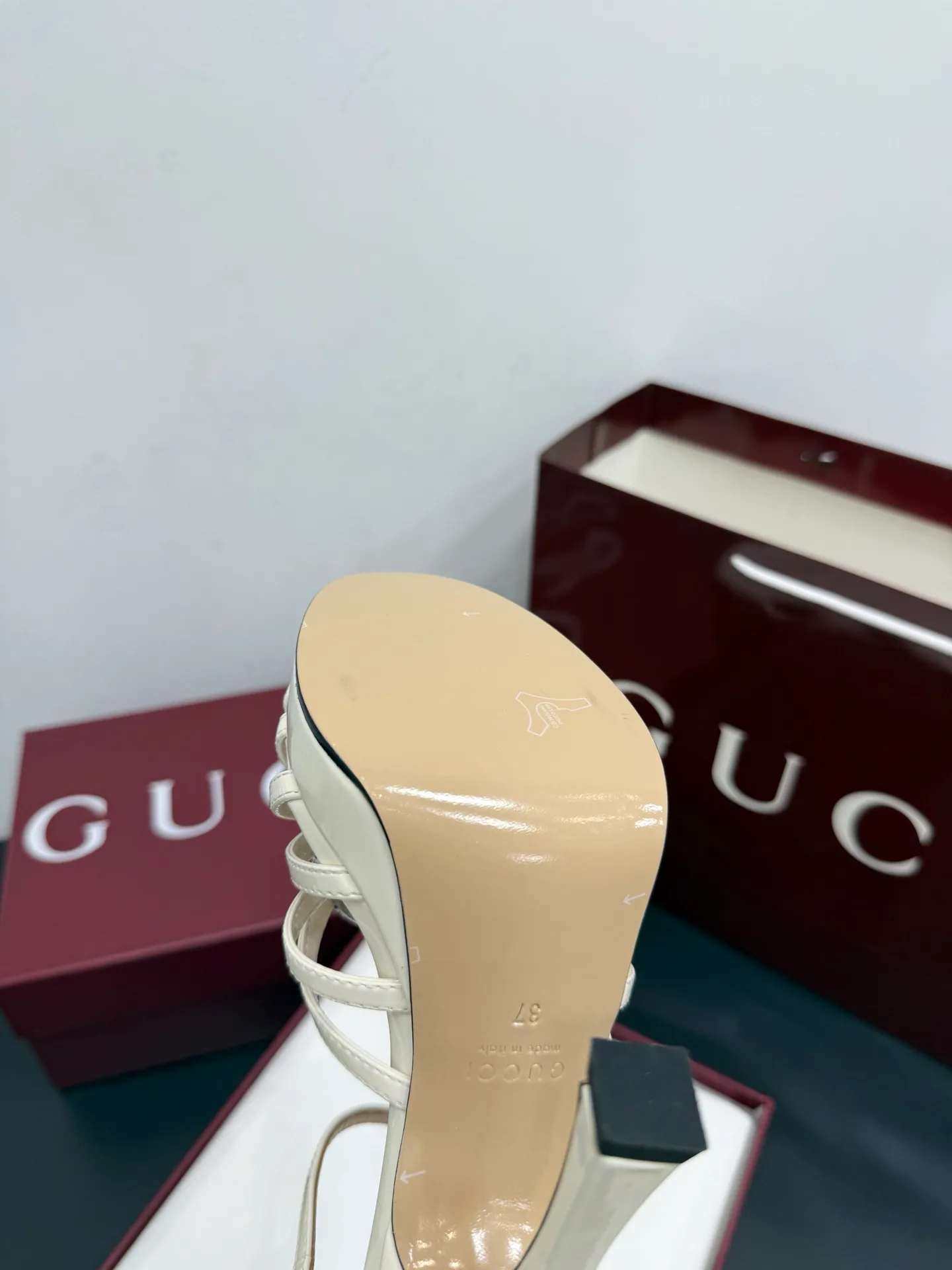 Босоножки Женские Gucci 457929