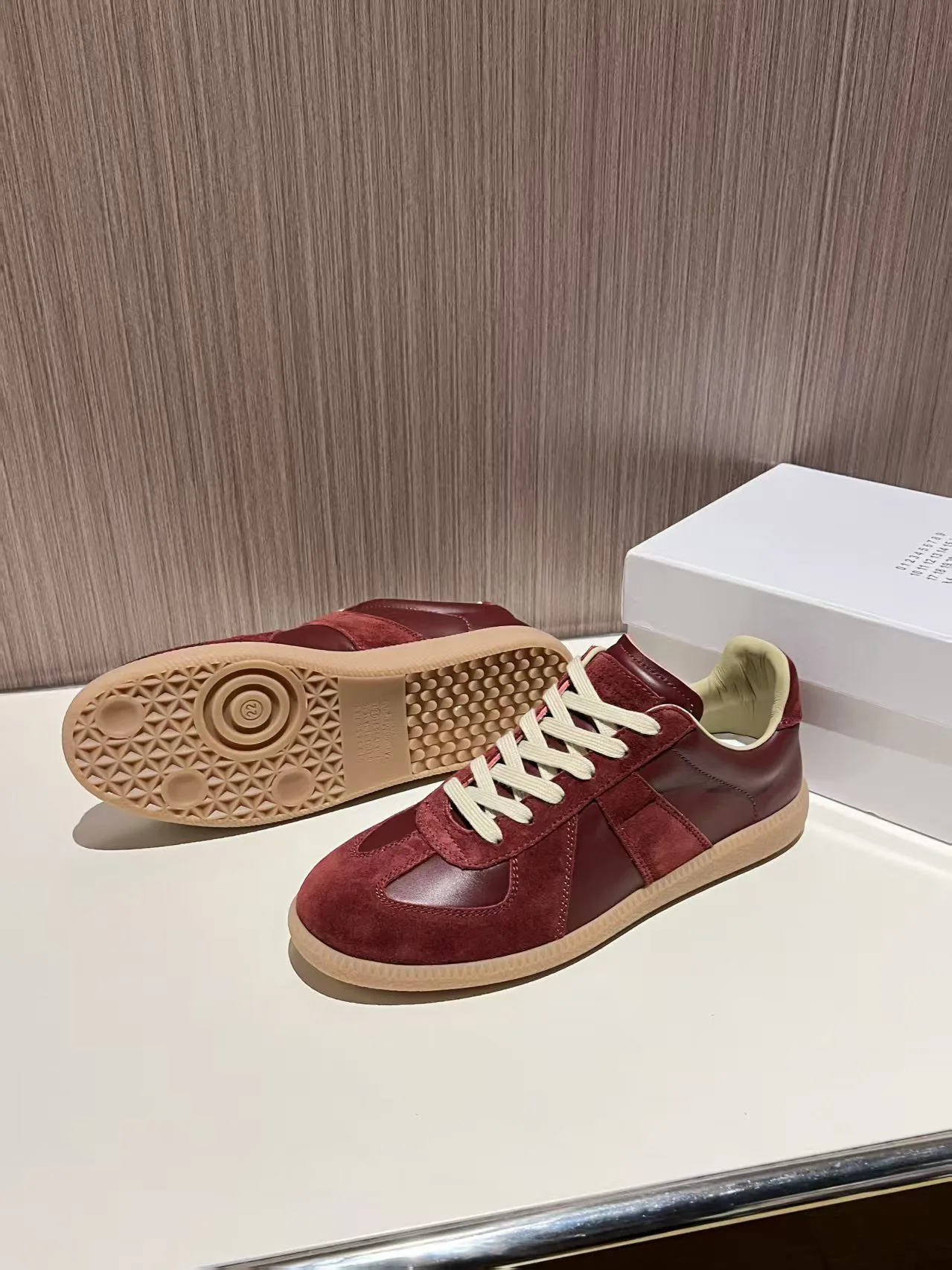 Кроссовки Мужские Maison Margiela 13182415