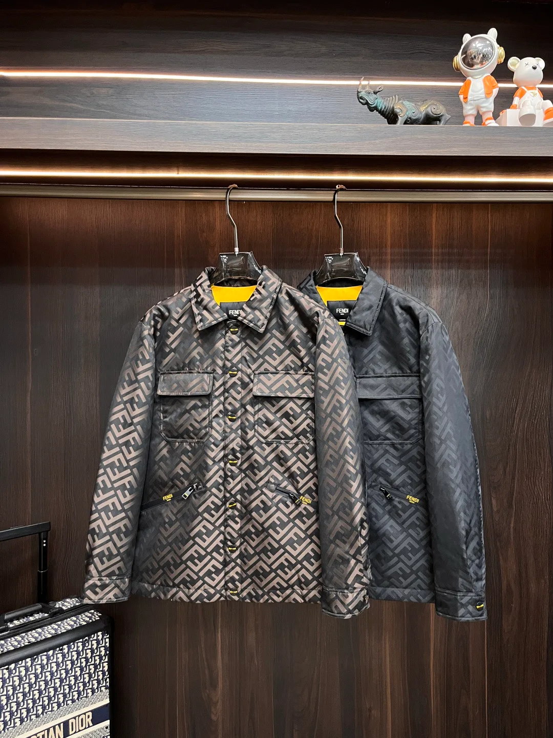 Куртки И Пуховики Мужские Fendi 493001