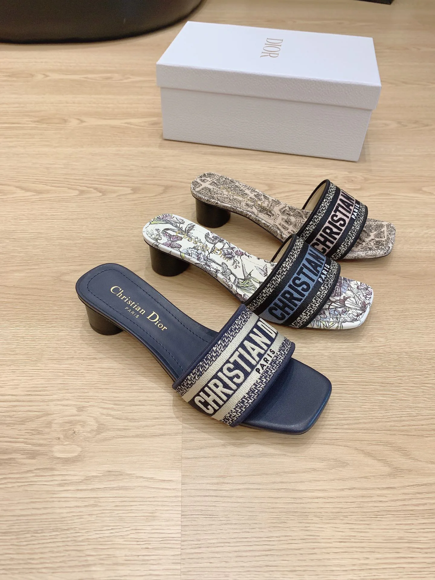 Босоножки Женские Christian Dior 11252545