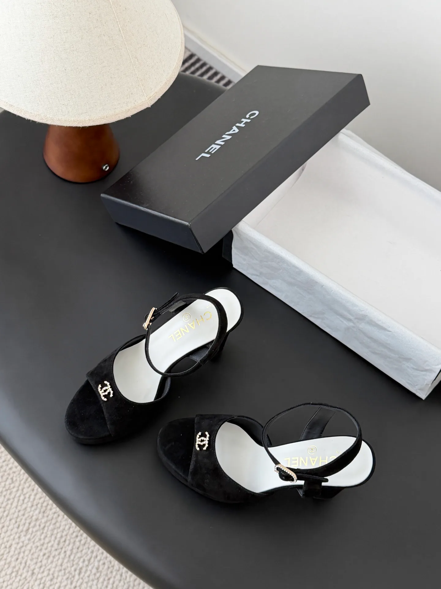 Туфли Женские Chanel 10957644