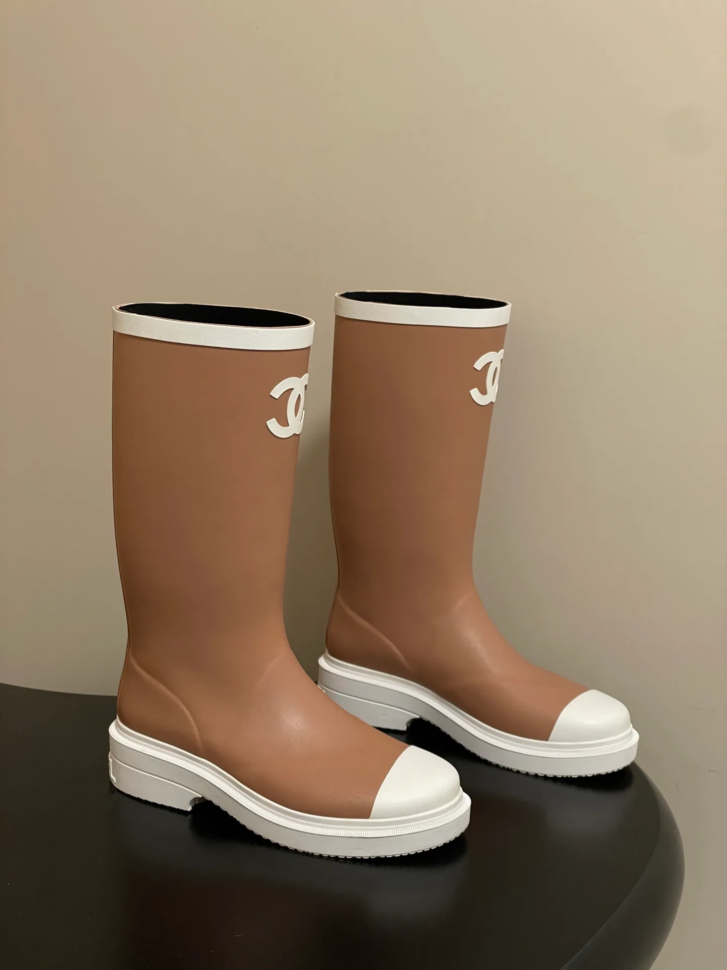 Ботинки Женские Chanel 388289