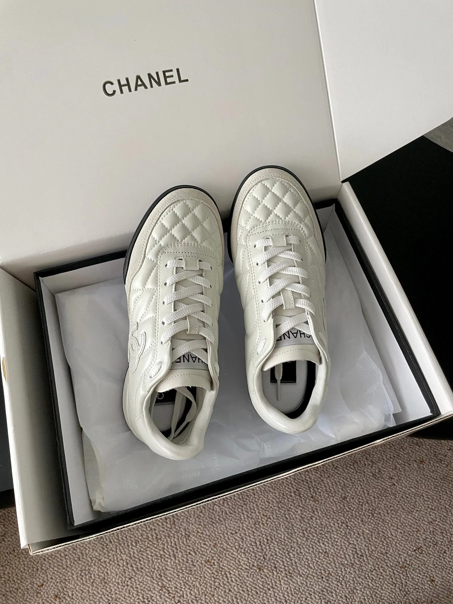 Кроссовки Женские Chanel 18766100