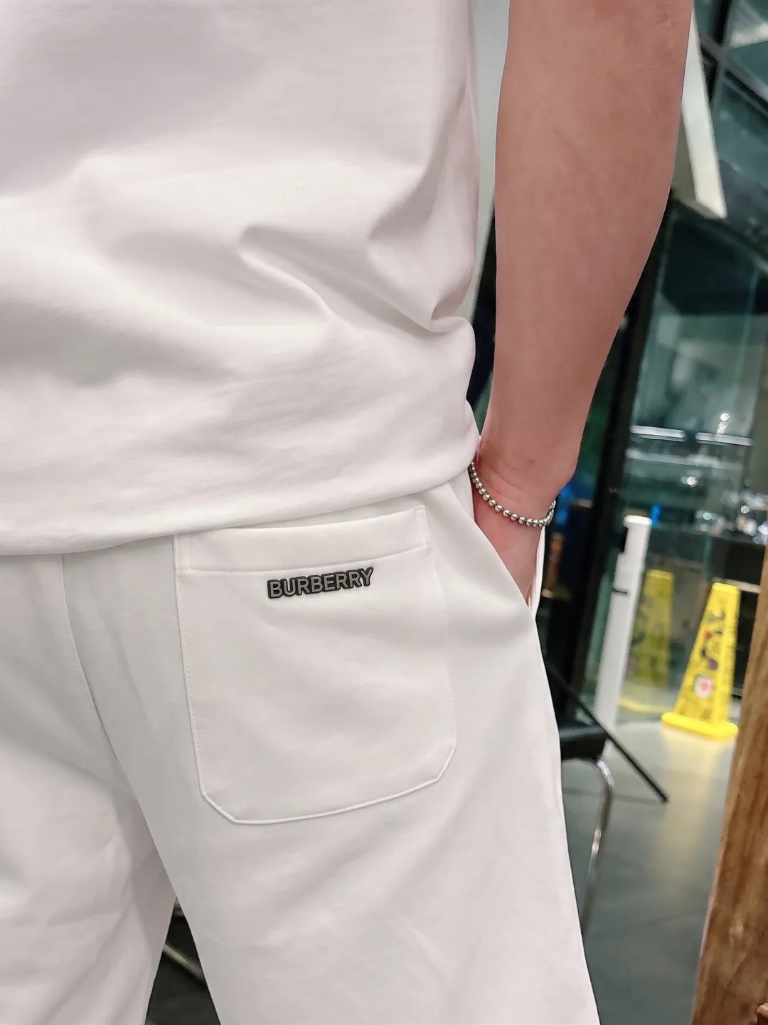 Шорты Мужские Burberry 18246591