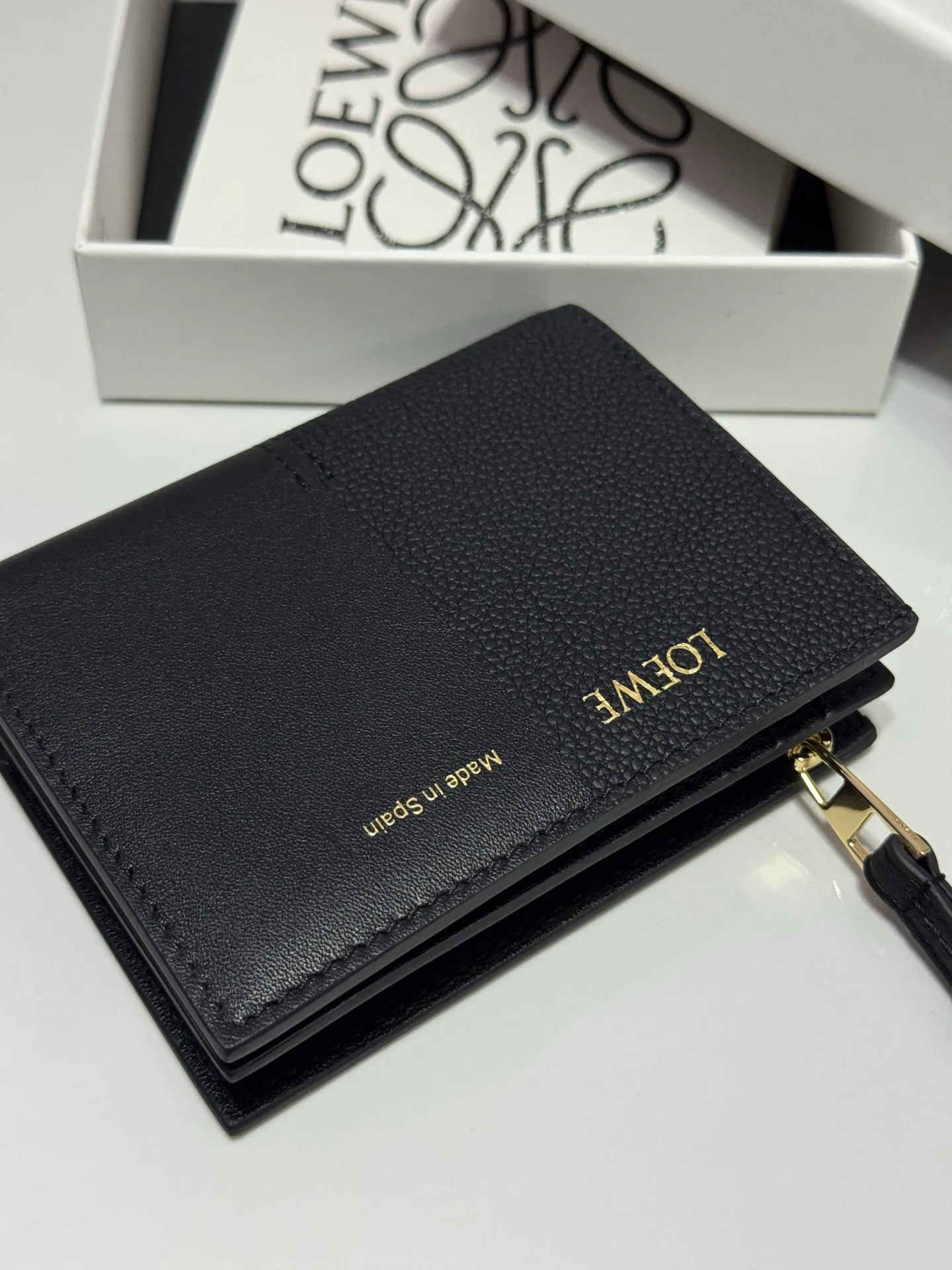 Классические Сумки Женские Loewe 11675846