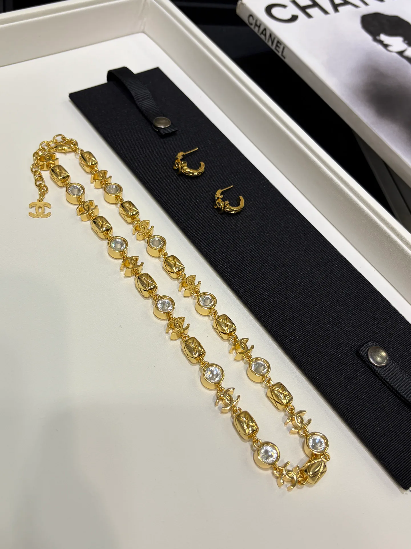 Бижутерия Chanel 10384659