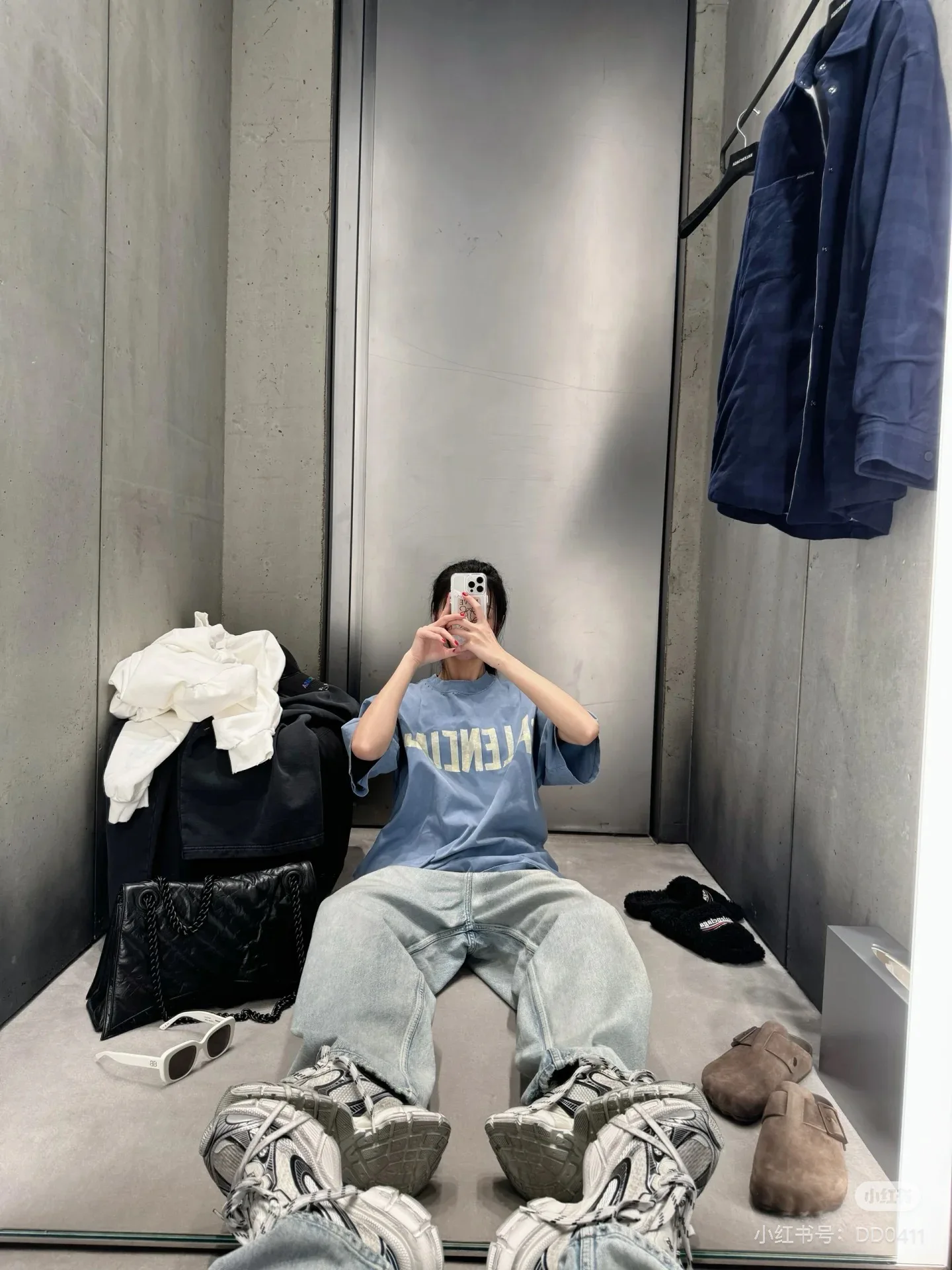 Футболки Женские Balenciaga 12874