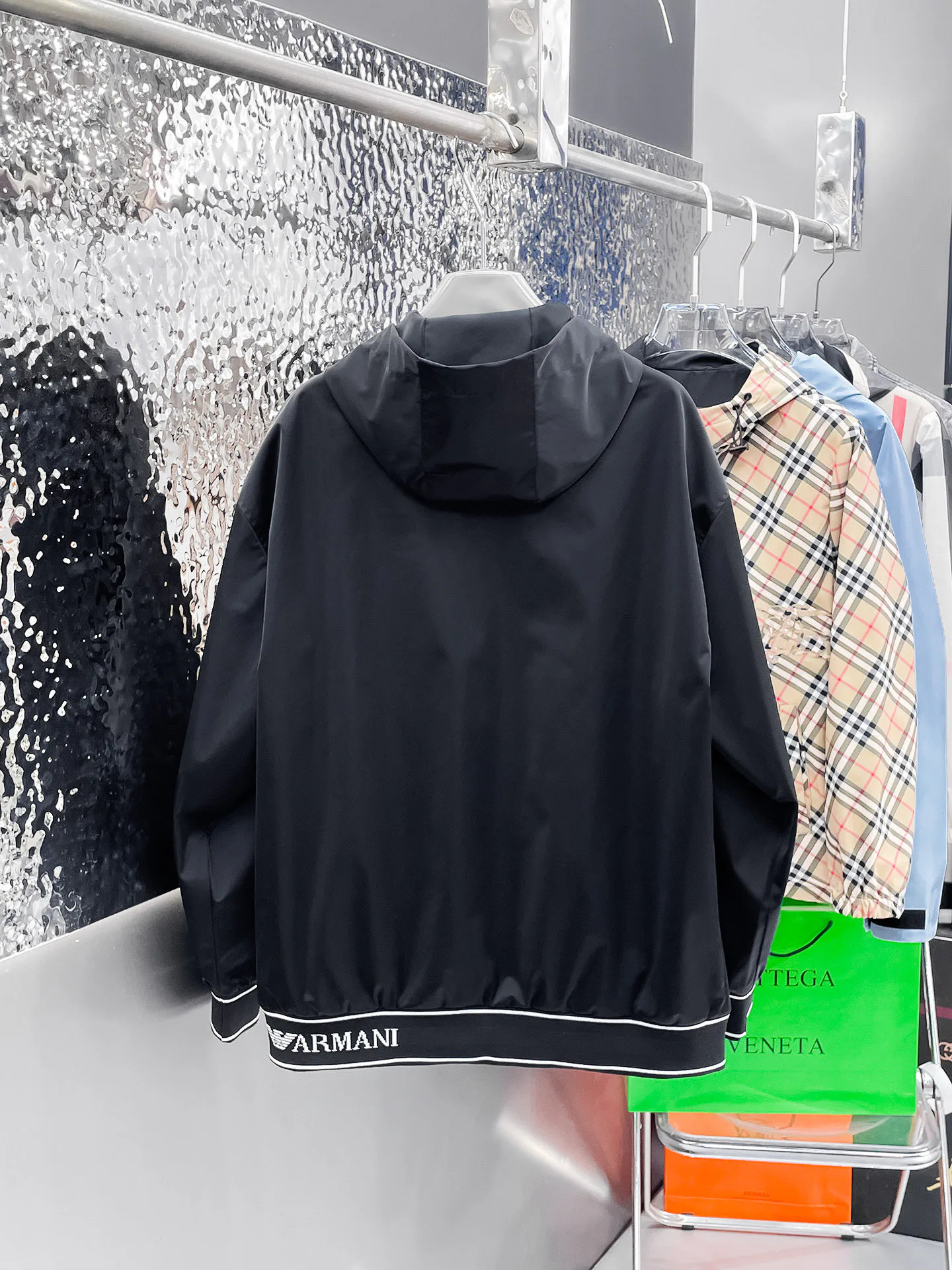 Куртки И Пуховики Мужские Armani 9352369