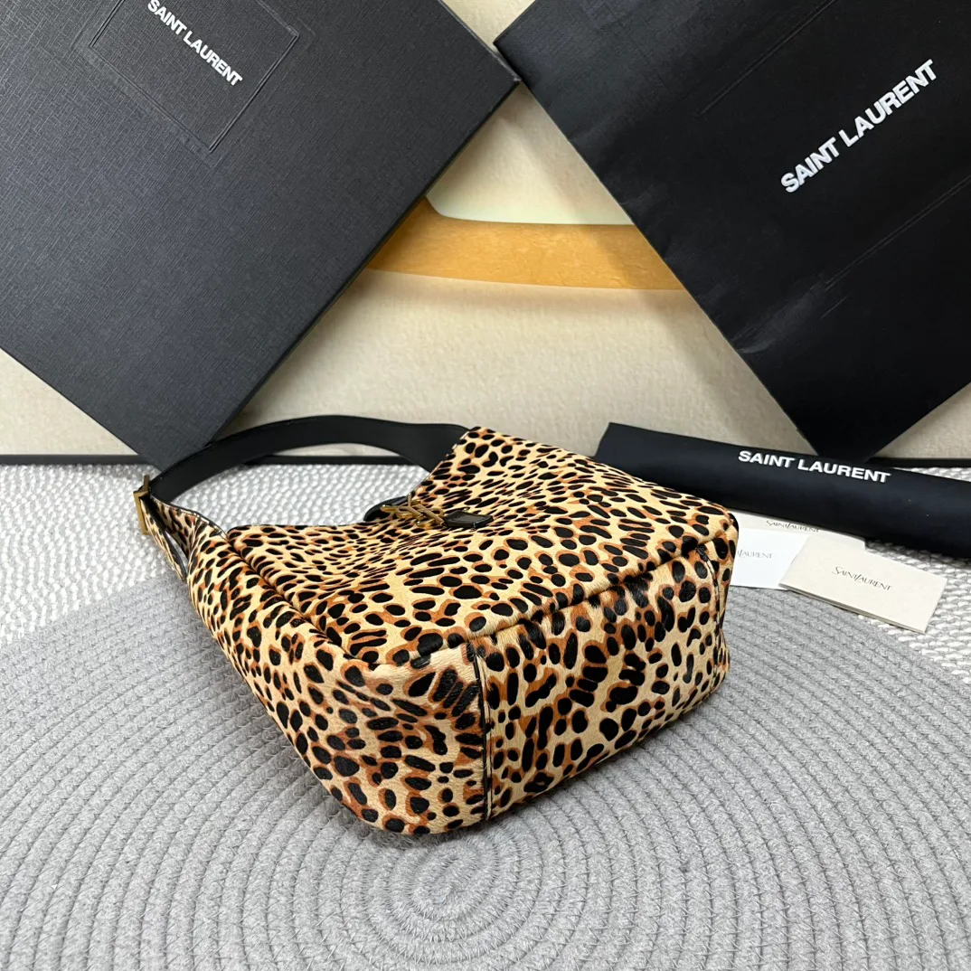 Сумки На Ремне Женские Saint Laurent 143694