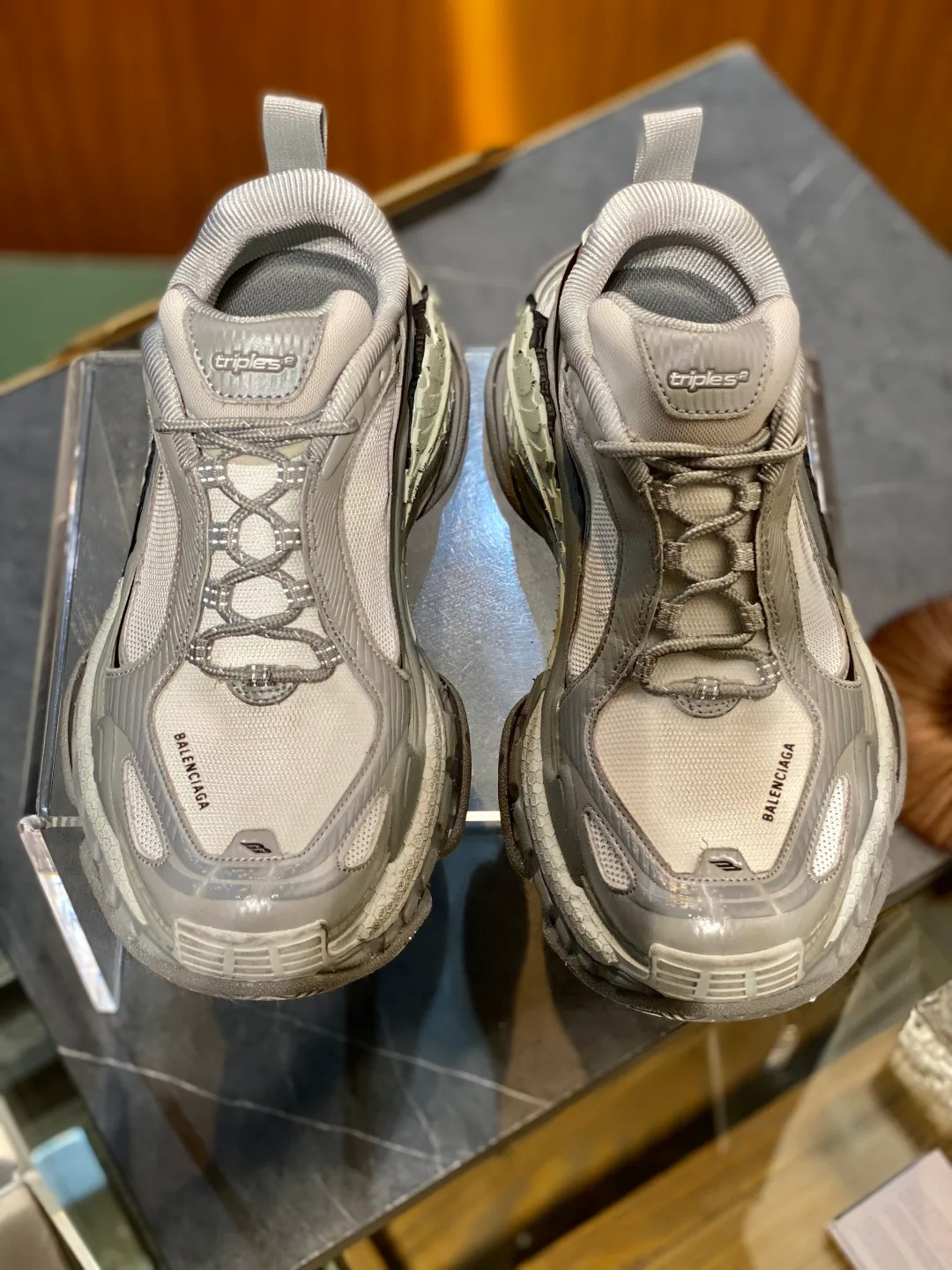 Кроссовки Женские Balenciaga 16935005