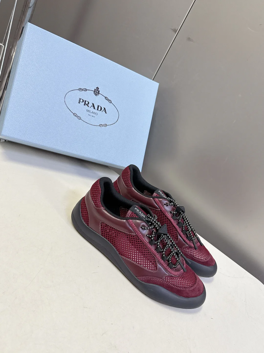 Кроссовки Женские Prada 13478275