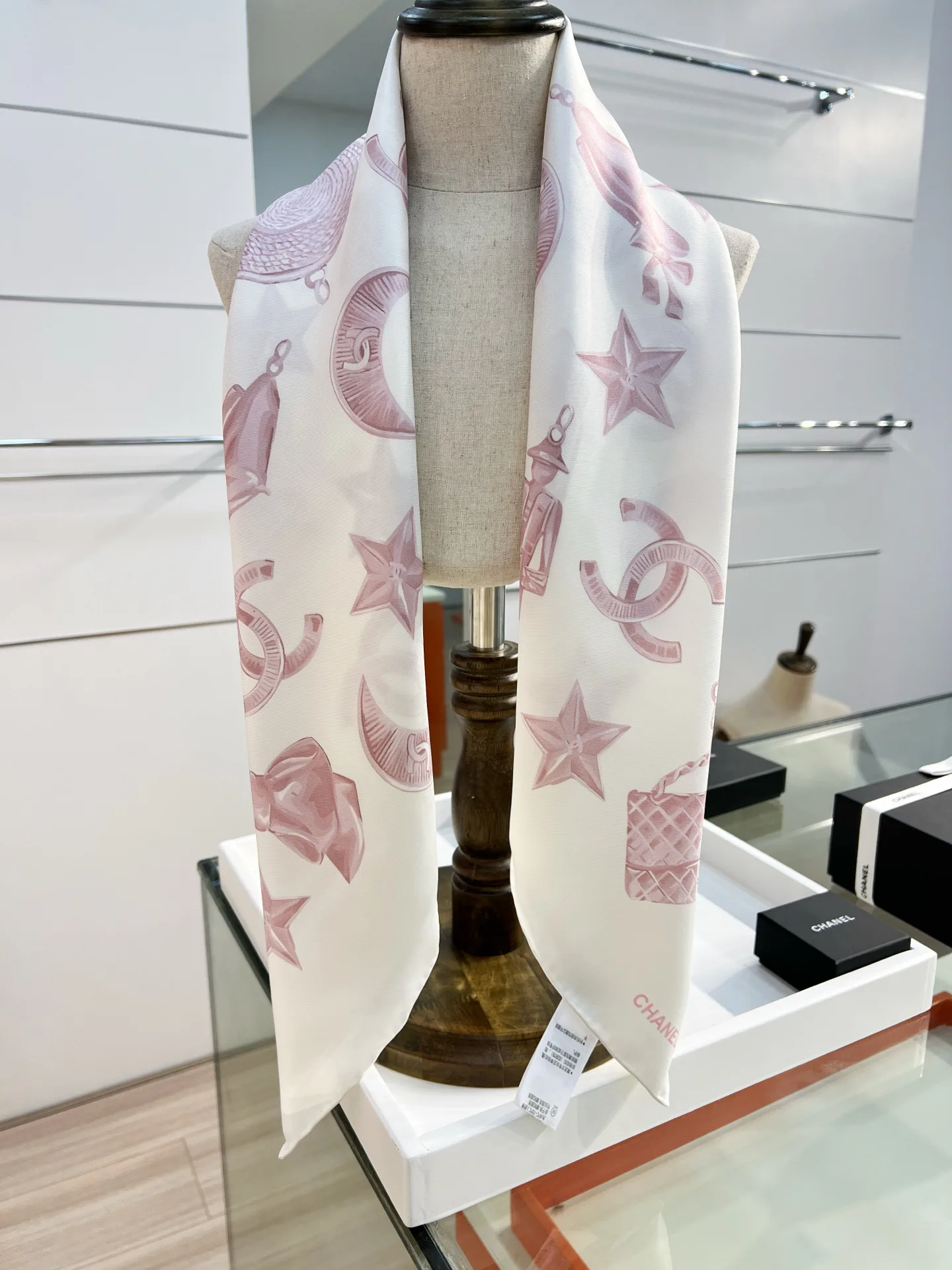 Платки Chanel 11256587