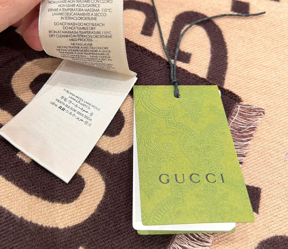 Шарфы Gucci 673691