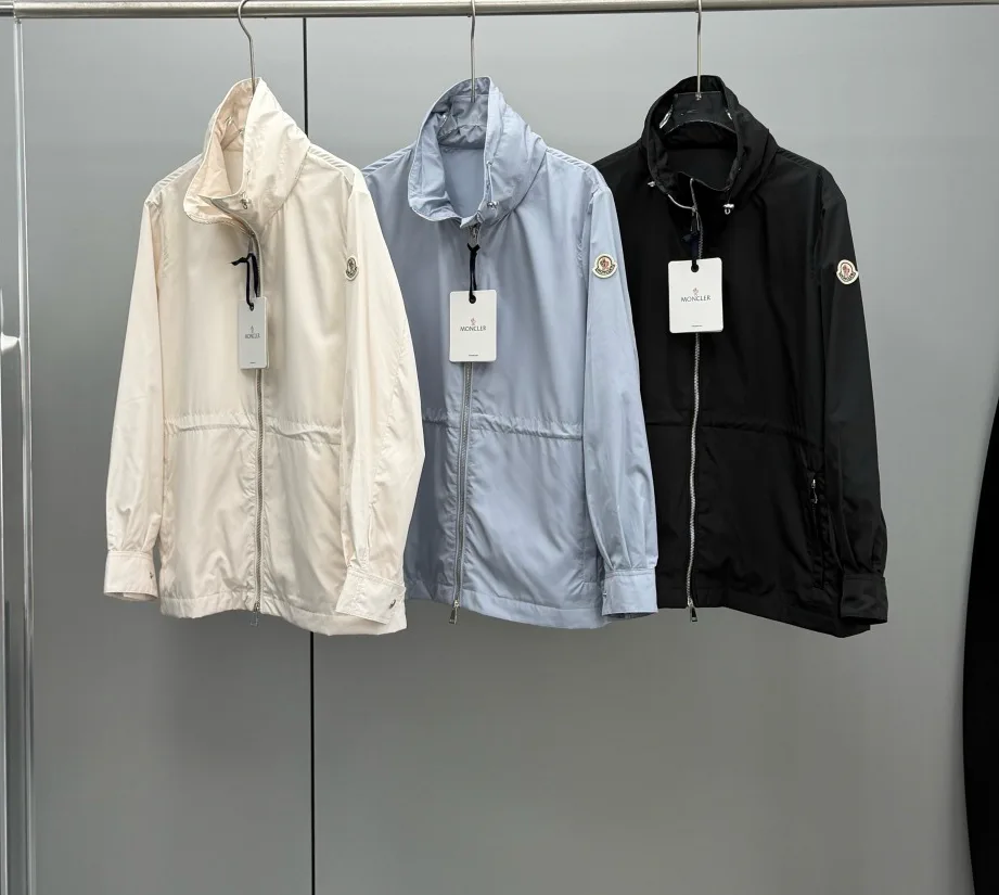 Куртки И Пуховики Женские Moncler 11640865