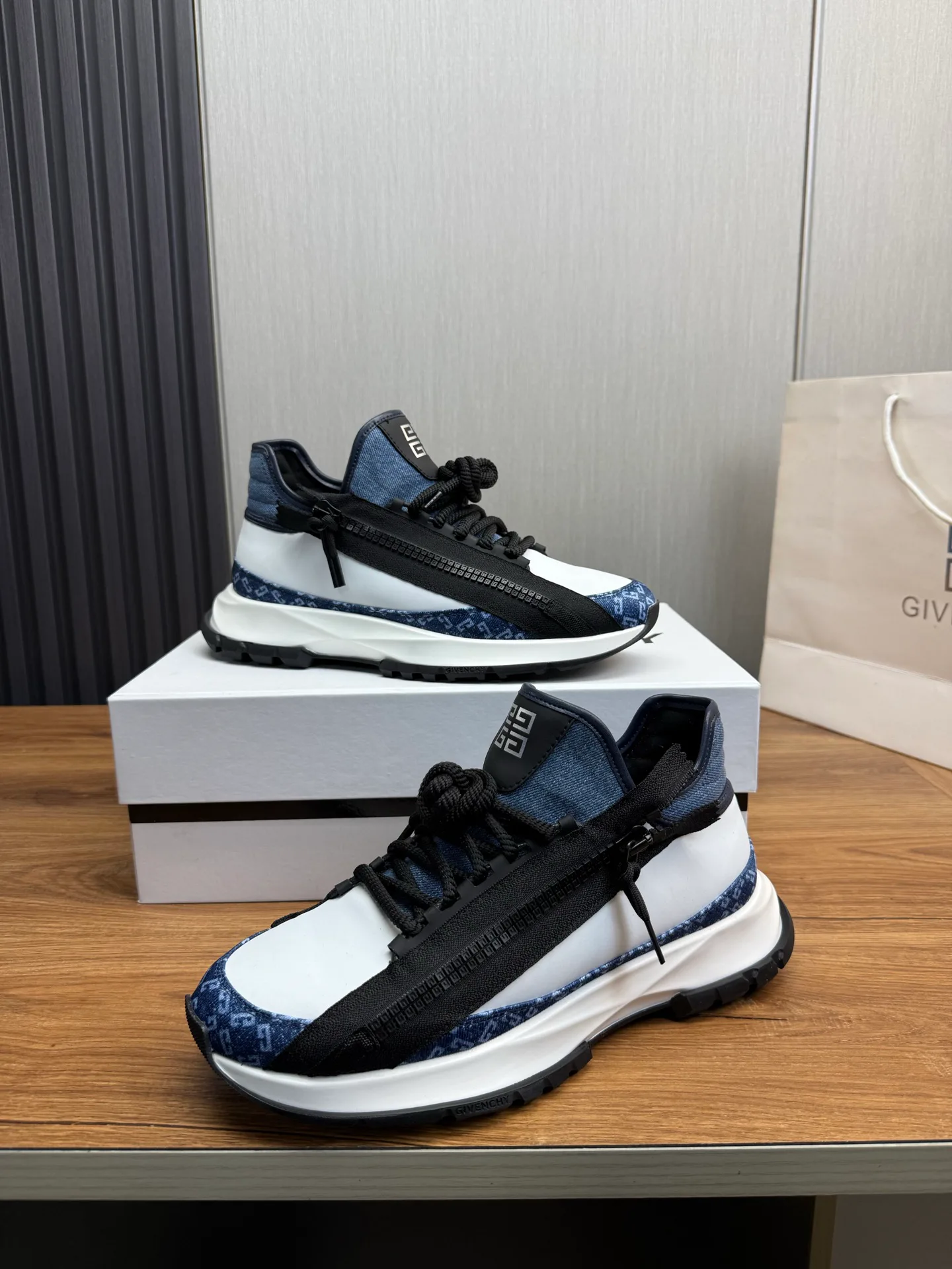 Кроссовки Мужские Givenchy 1628782