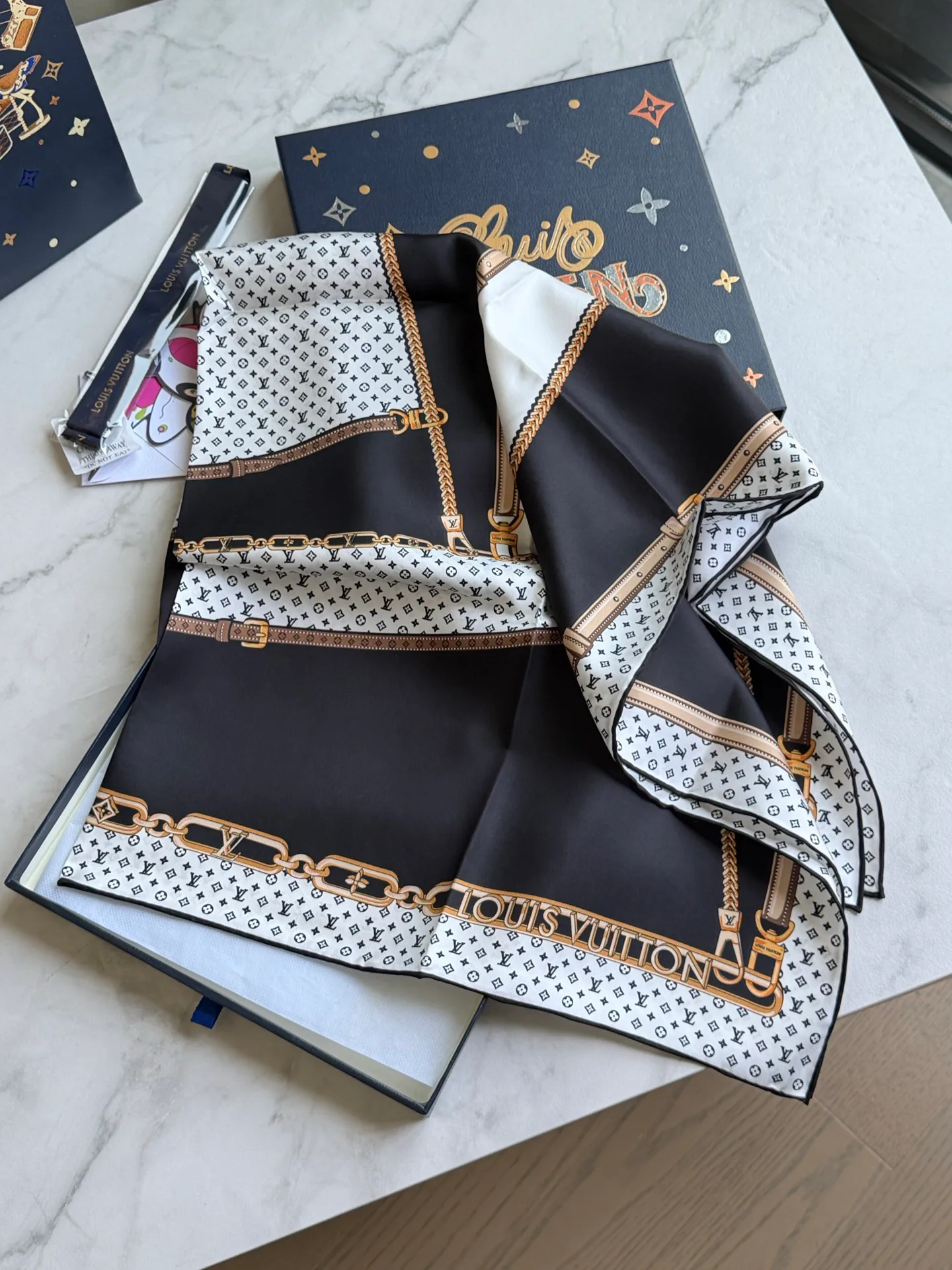 Платки Louis Vuitton 11613510