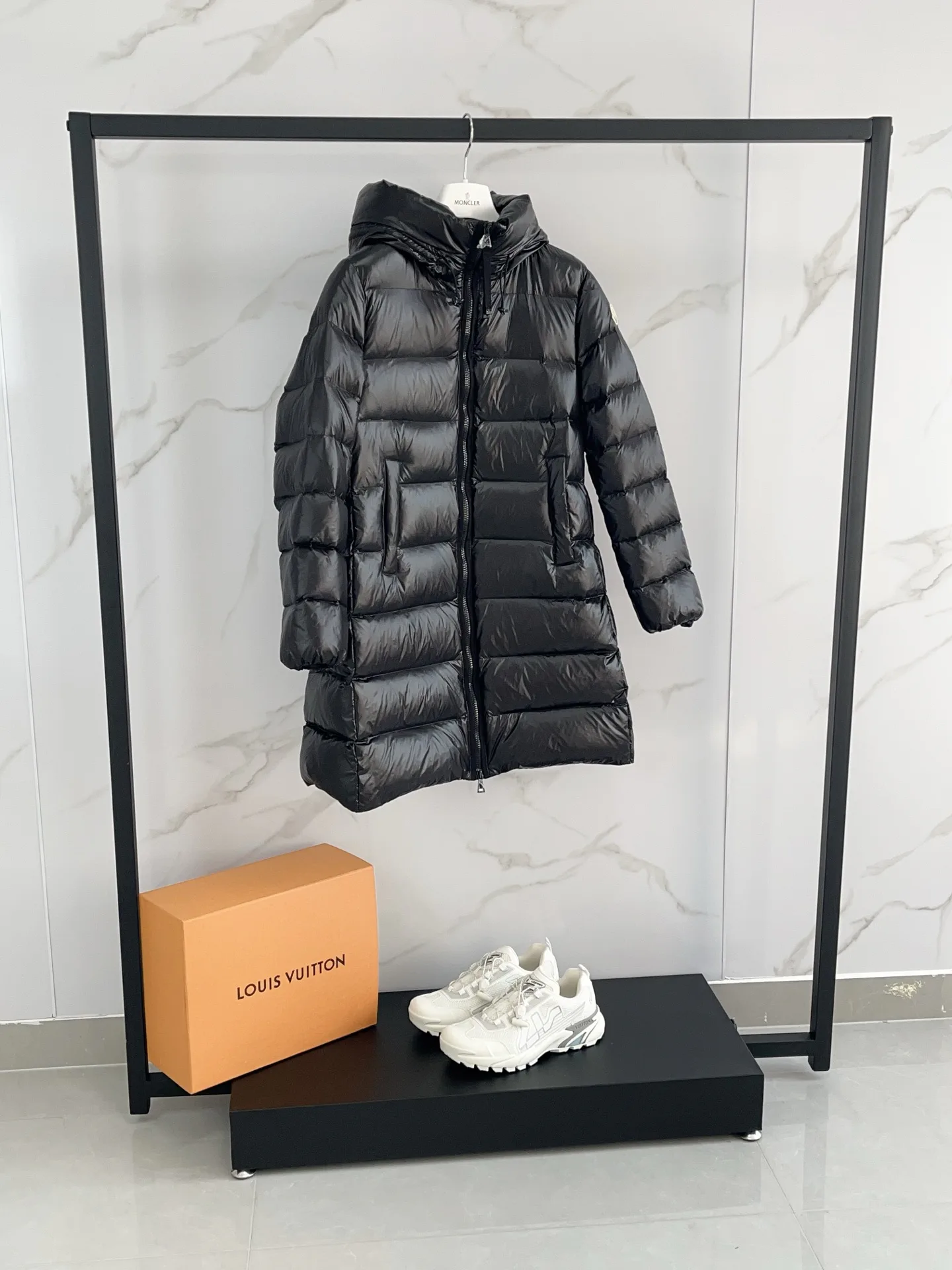 Куртки И Пуховики Женские Moncler 18722872