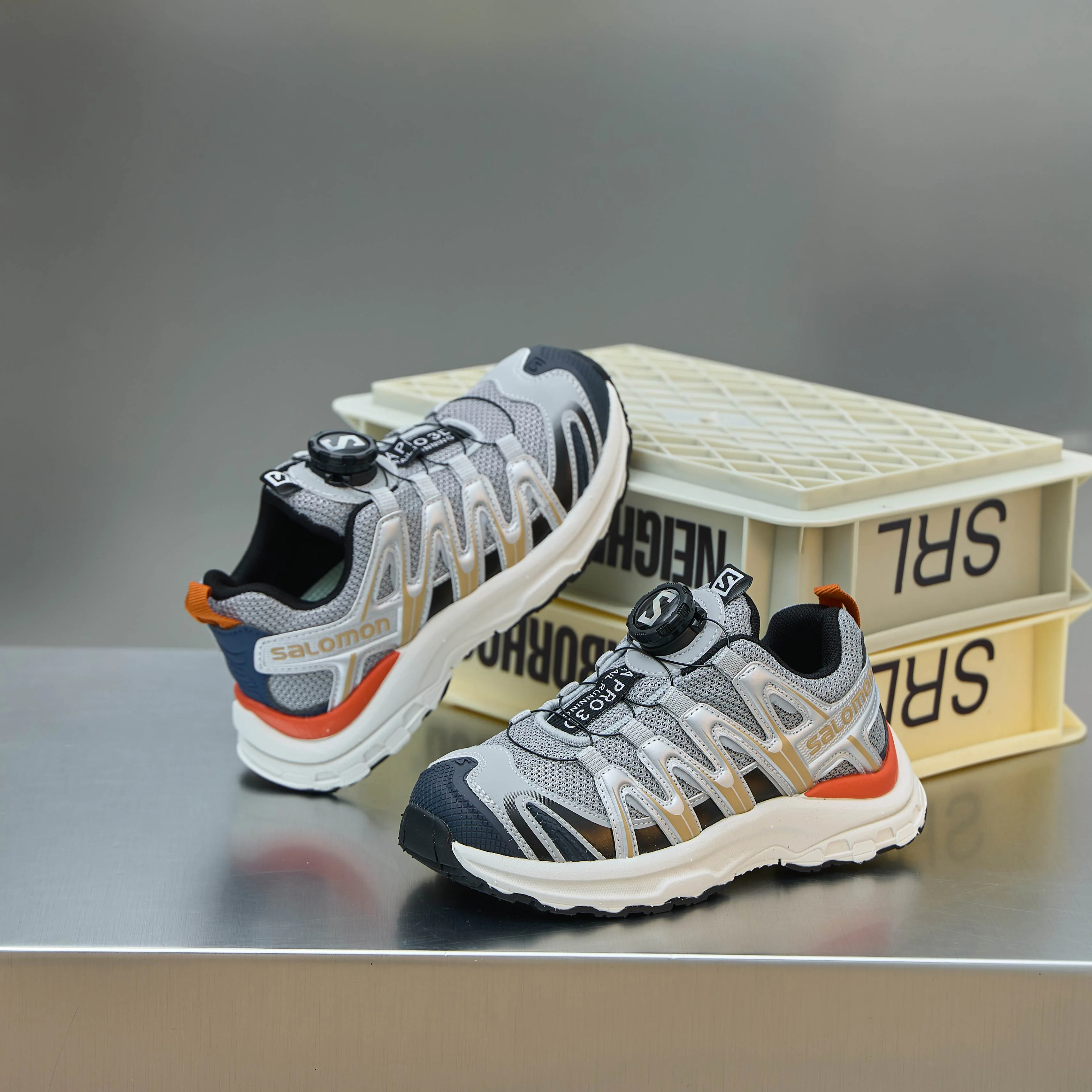 Кроссовки Женские Salomon 18243086