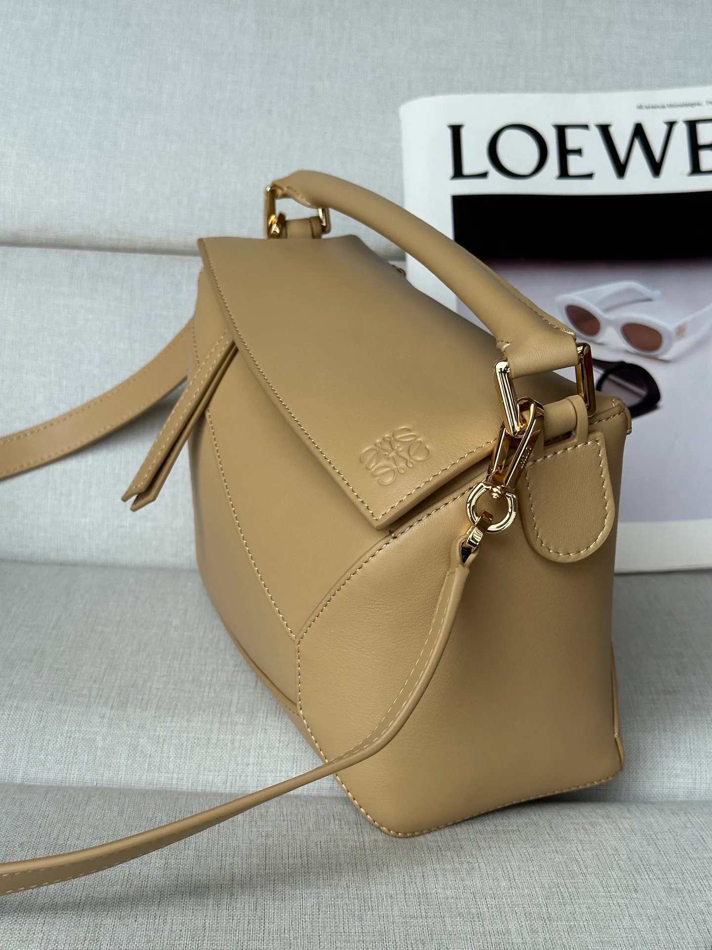 Классические Сумки Женские Loewe 13339538