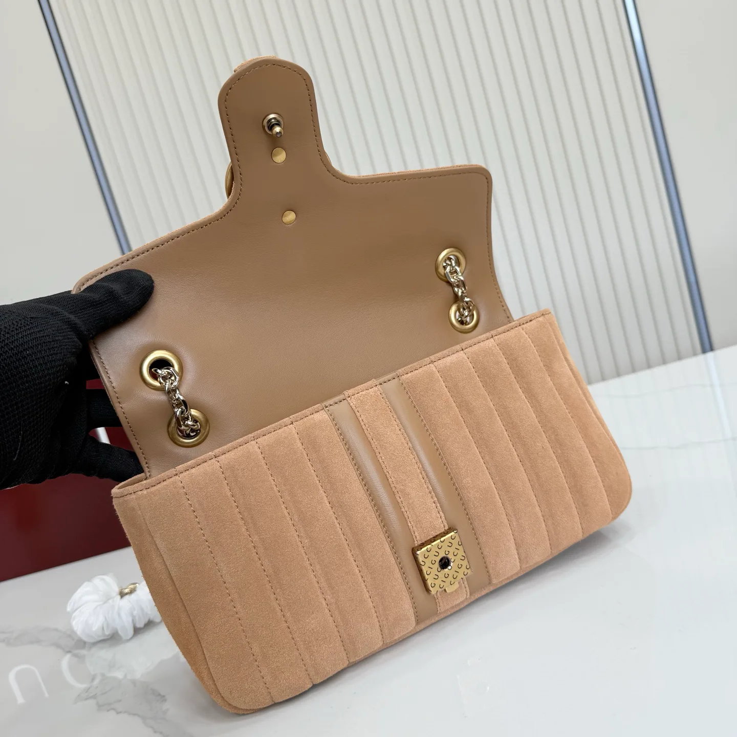 Классические Сумки Женские Gucci 18210742