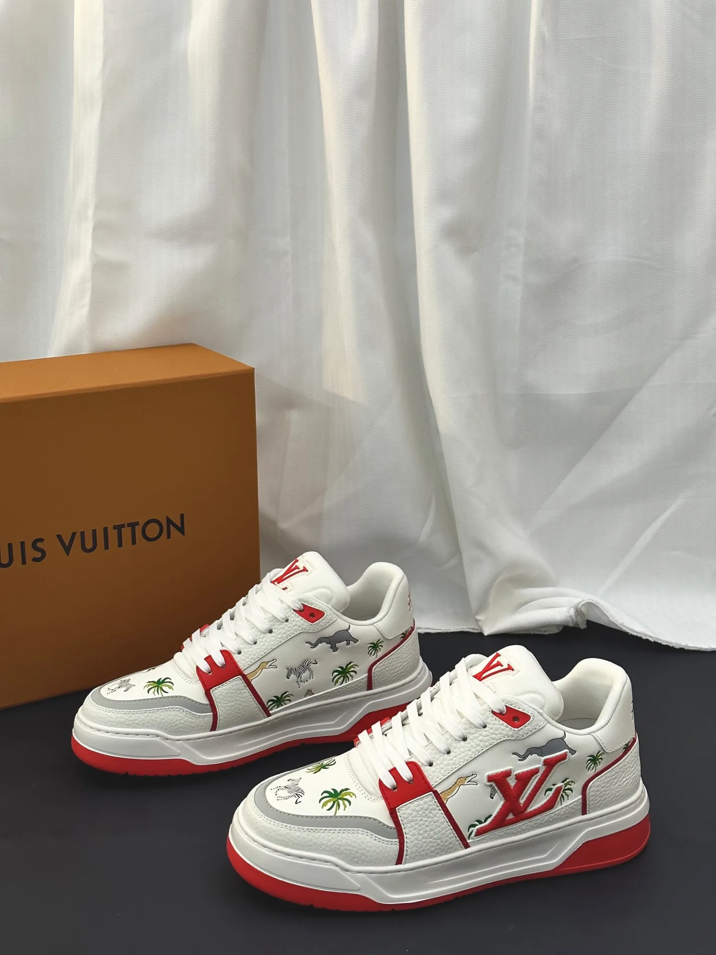 Кроссовки Мужские Louis Vuitton 1801564