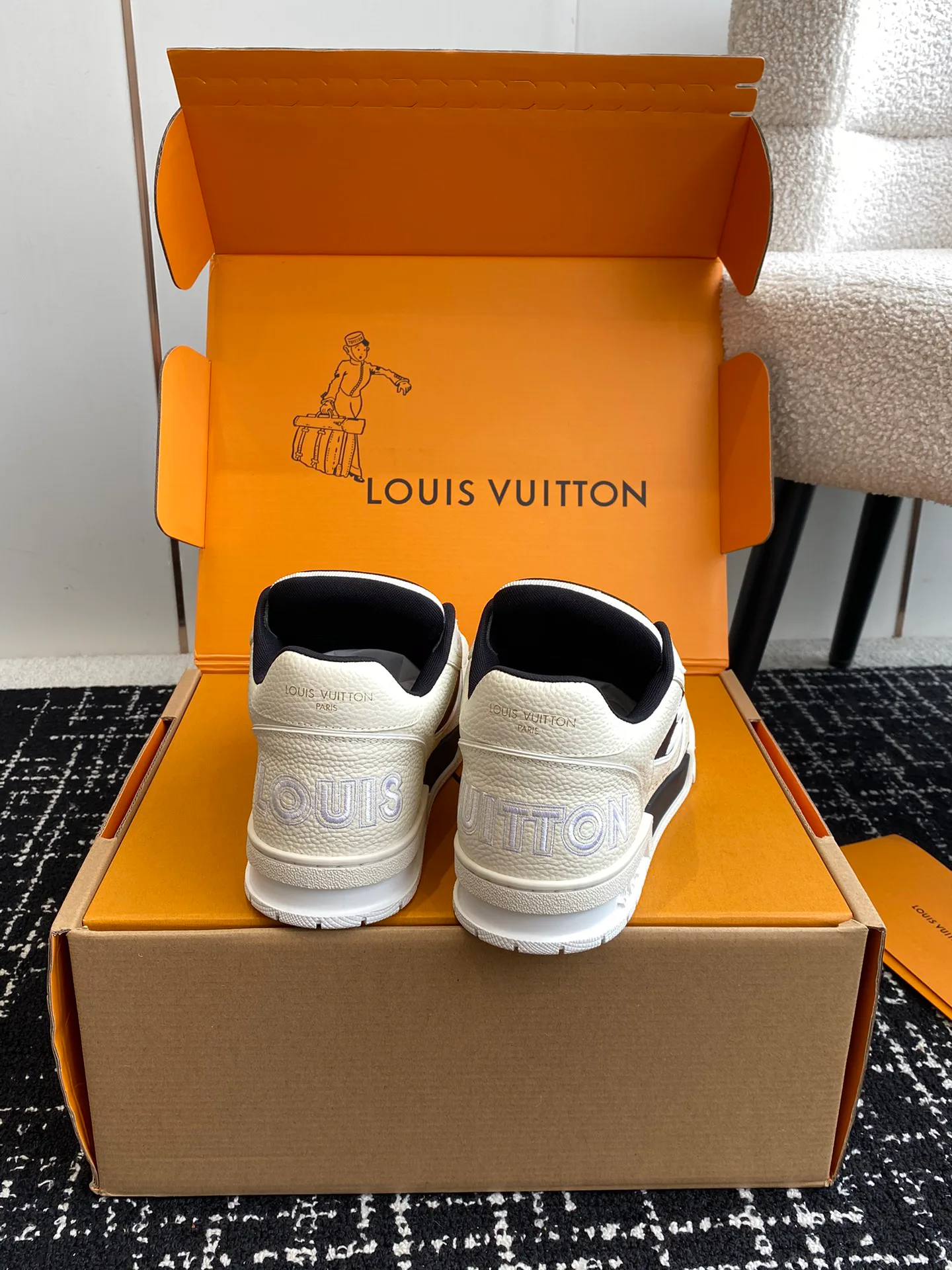 Кроссовки Женские Louis Vuitton 29903