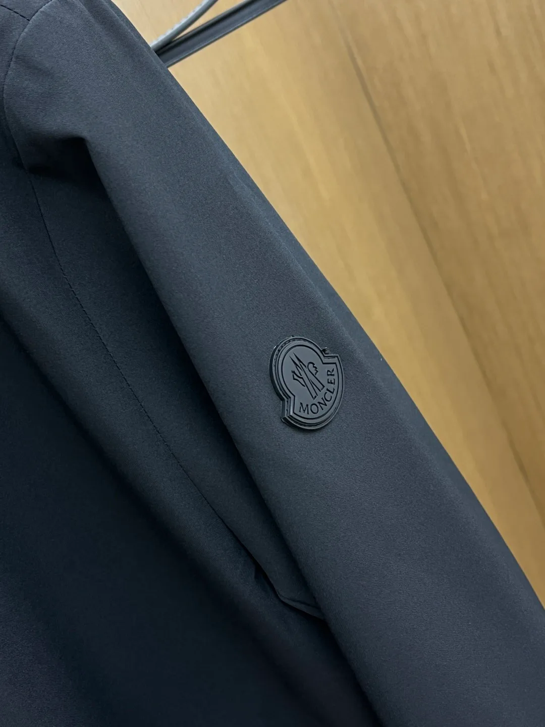 Куртки И Пуховики Мужские Moncler 18244037