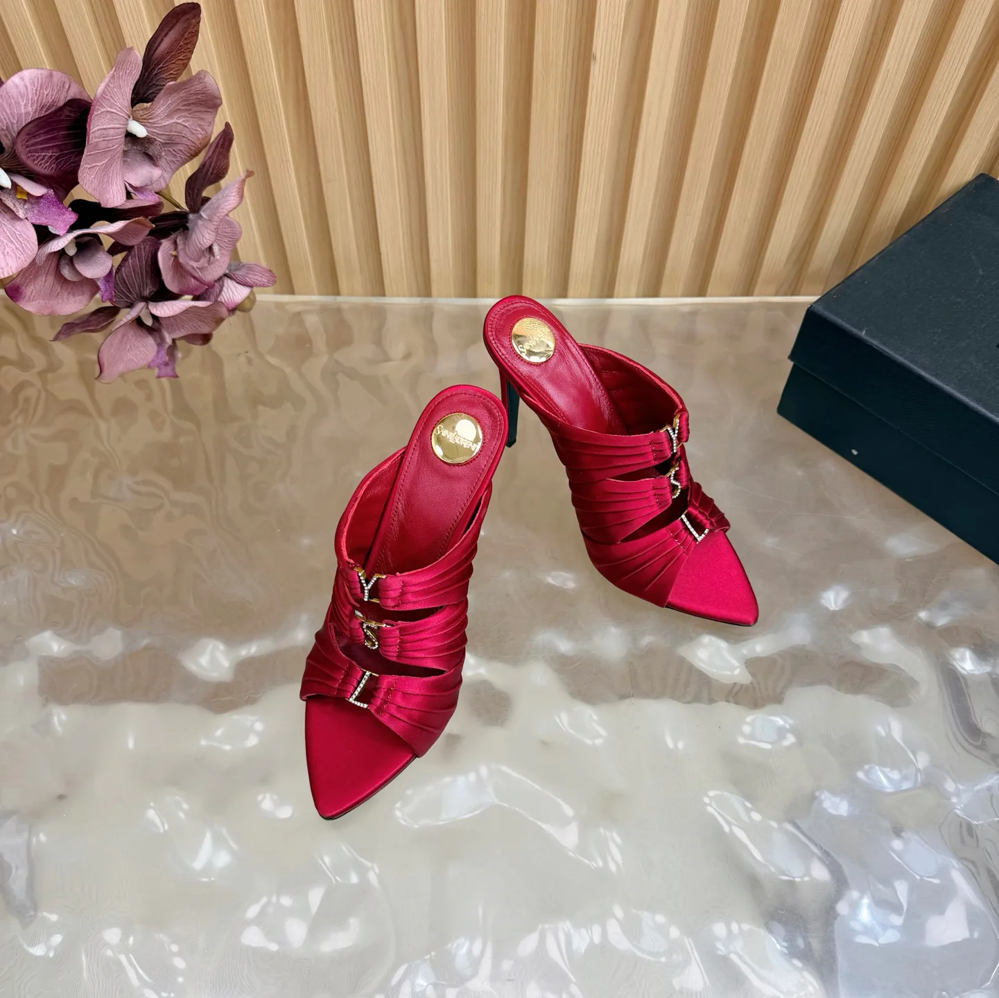 Босоножки Женские Saint Laurent 11660381