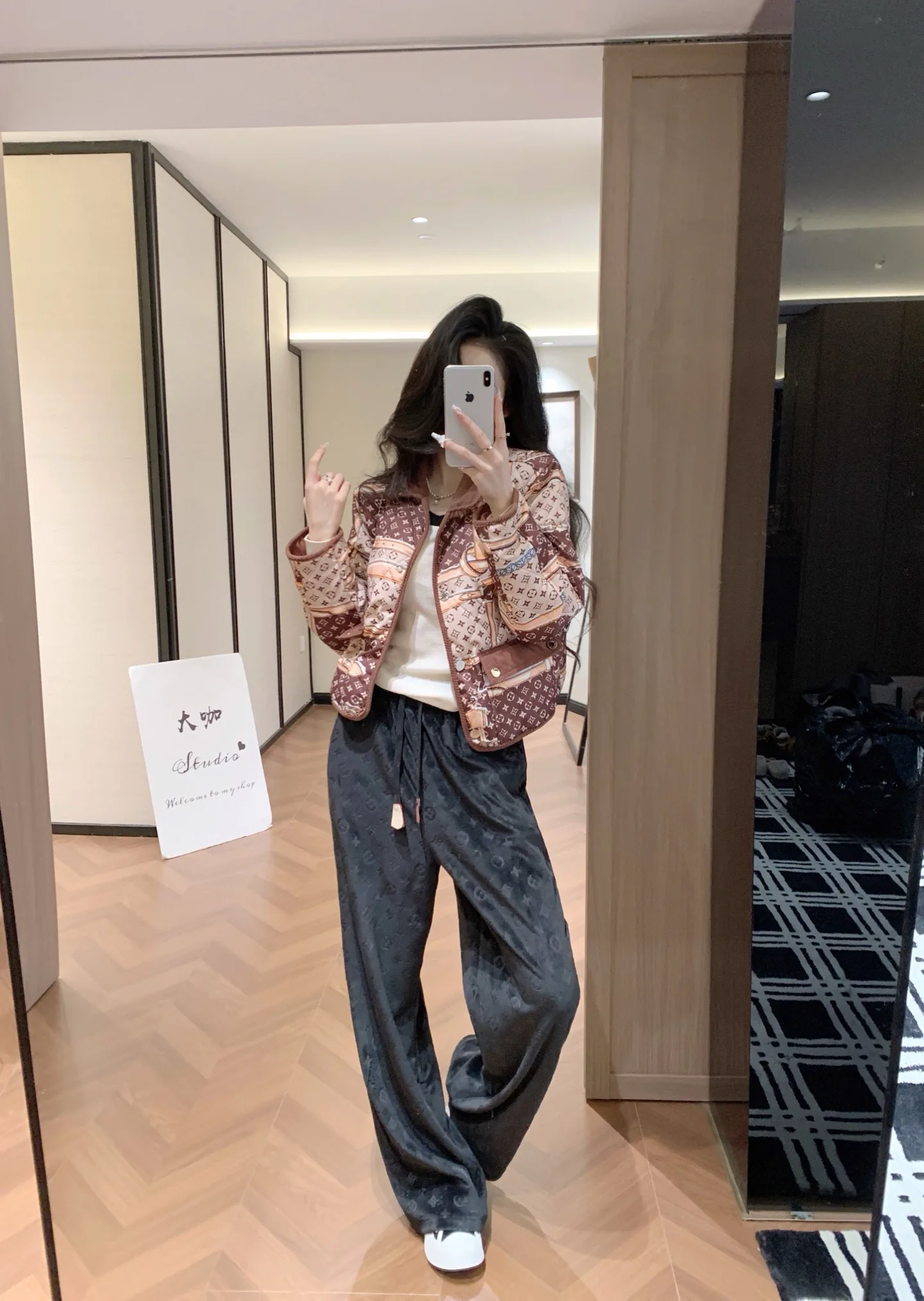 Куртки И Пуховики Женские Louis Vuitton 649949