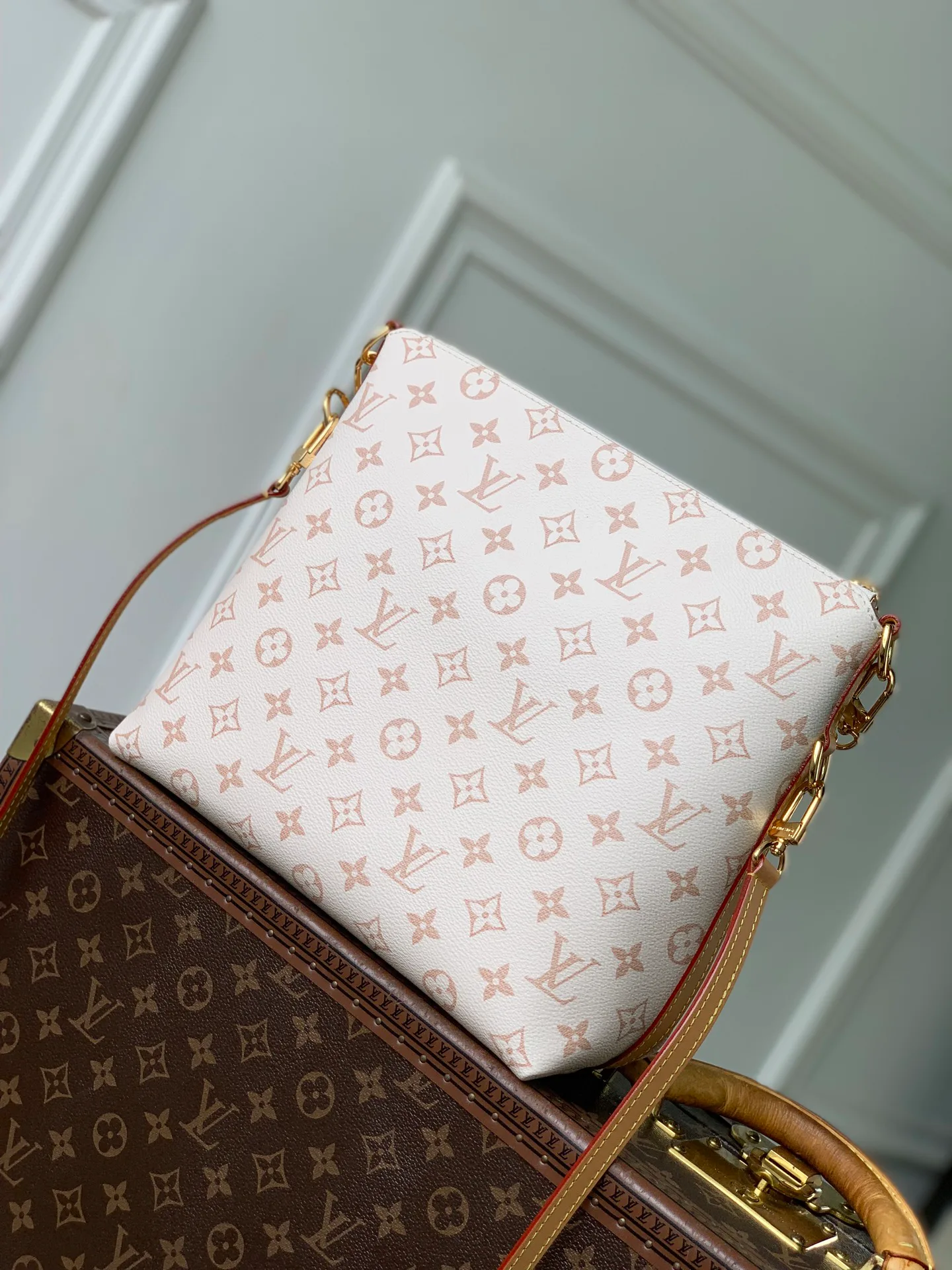 Сумки На Ремне Женские Louis Vuitton 18147520