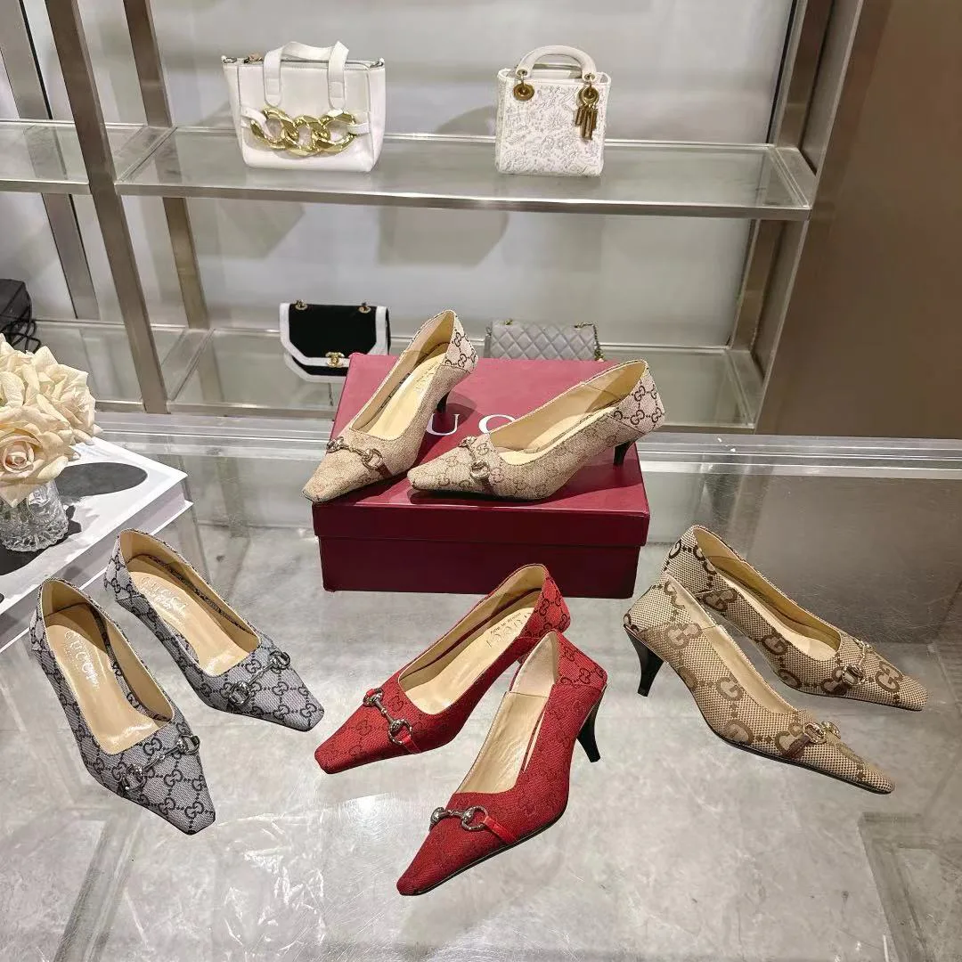 Туфли Женские Gucci 13137002