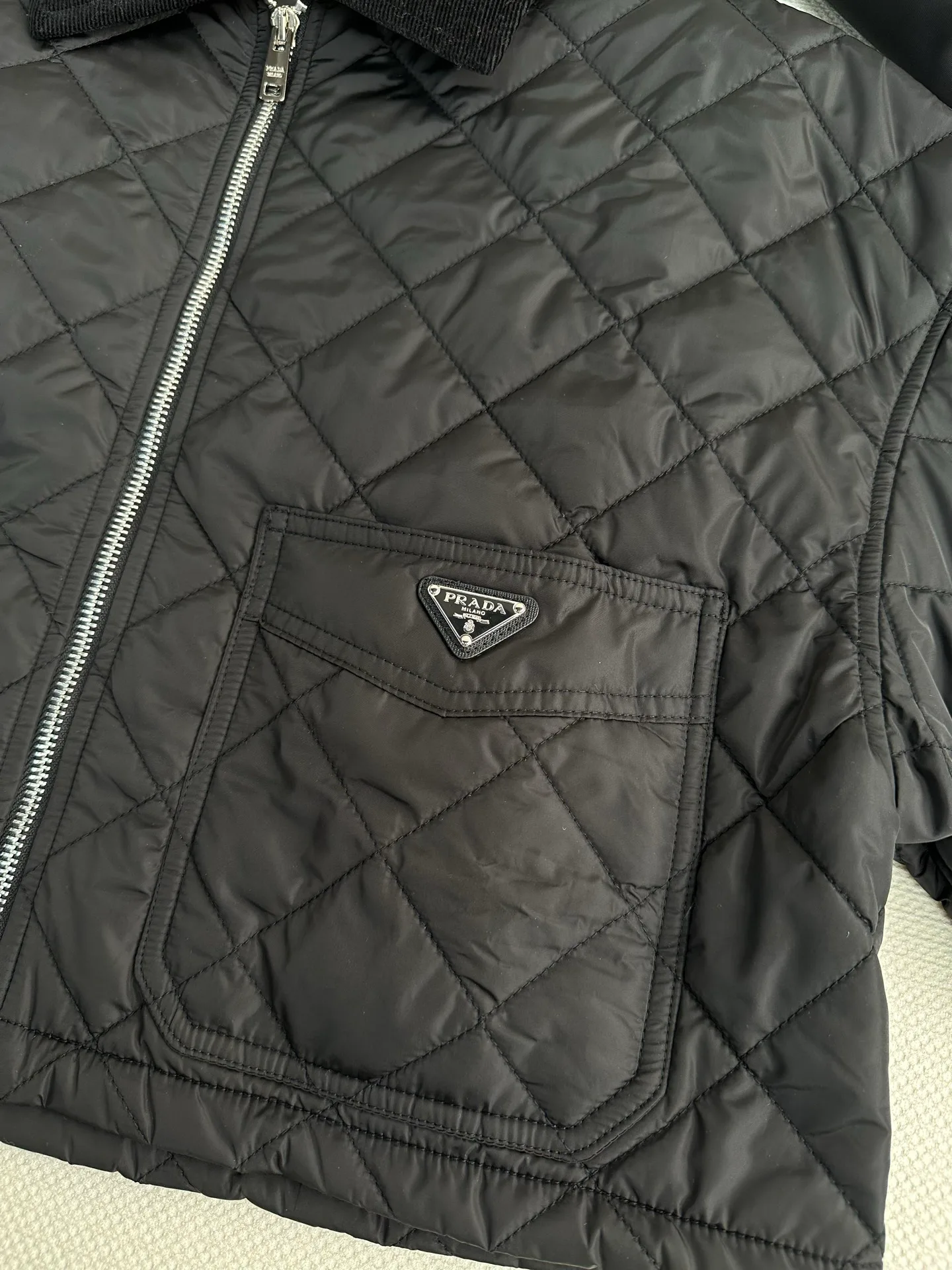 Куртки И Пуховики Женские Moncler 19014090