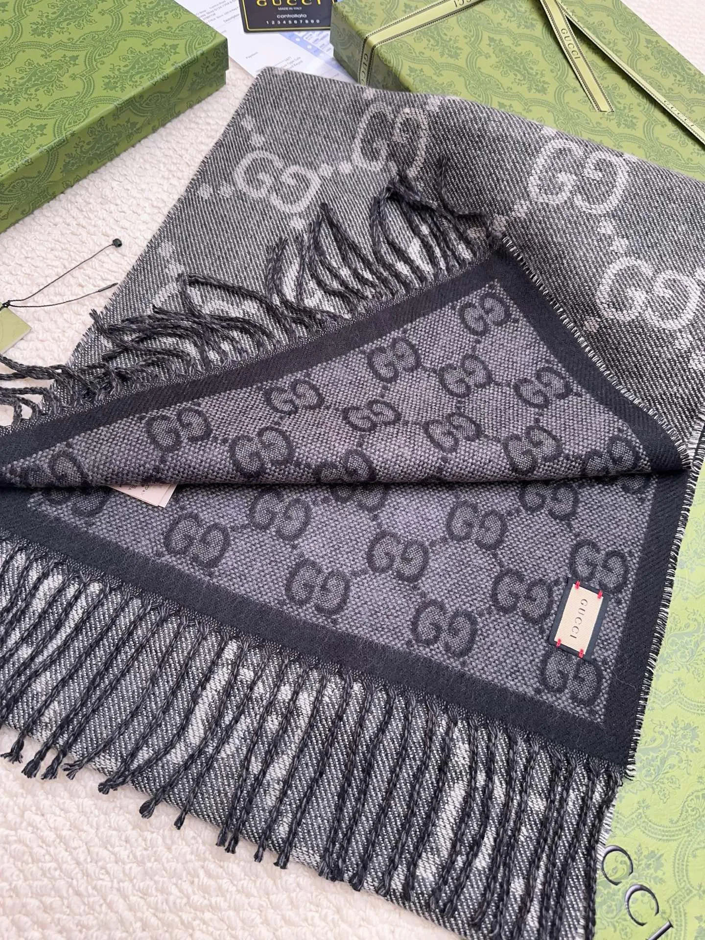 Шарфы Gucci 18003246