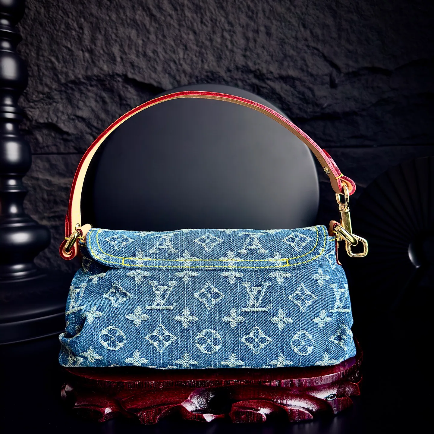 Клатчи Женские Louis Vuitton 13208799