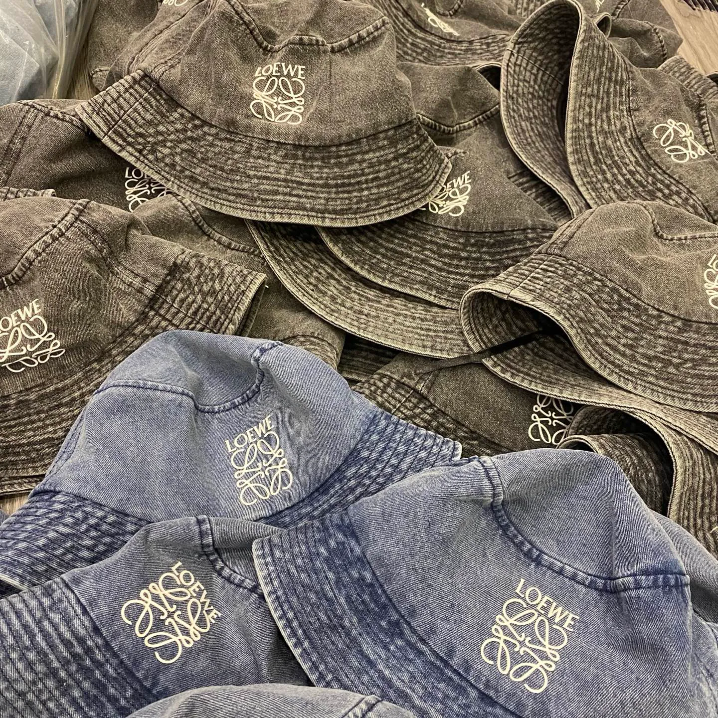 Головные Уборы Loewe 17028