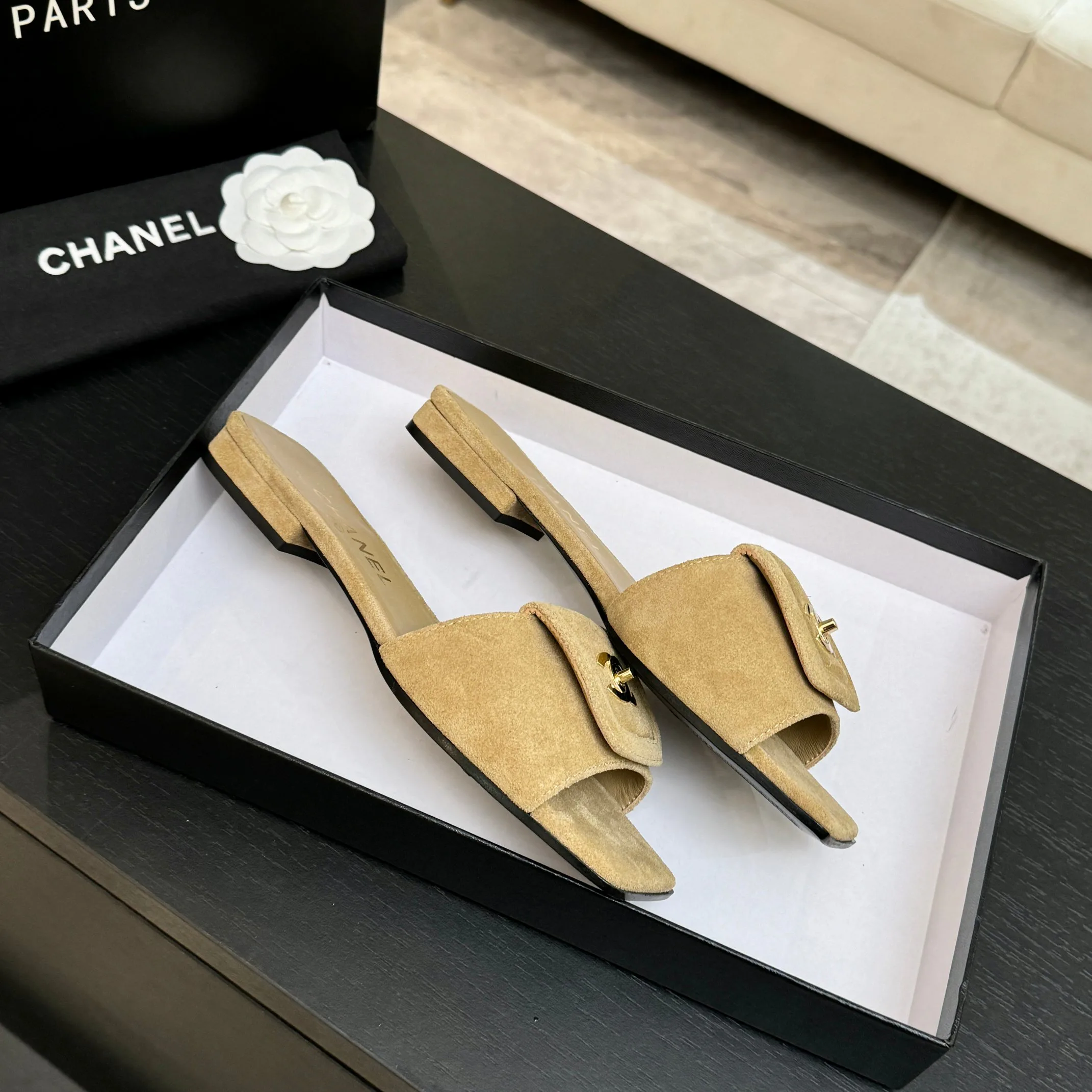 Шлепанцы Женские Chanel 12208629