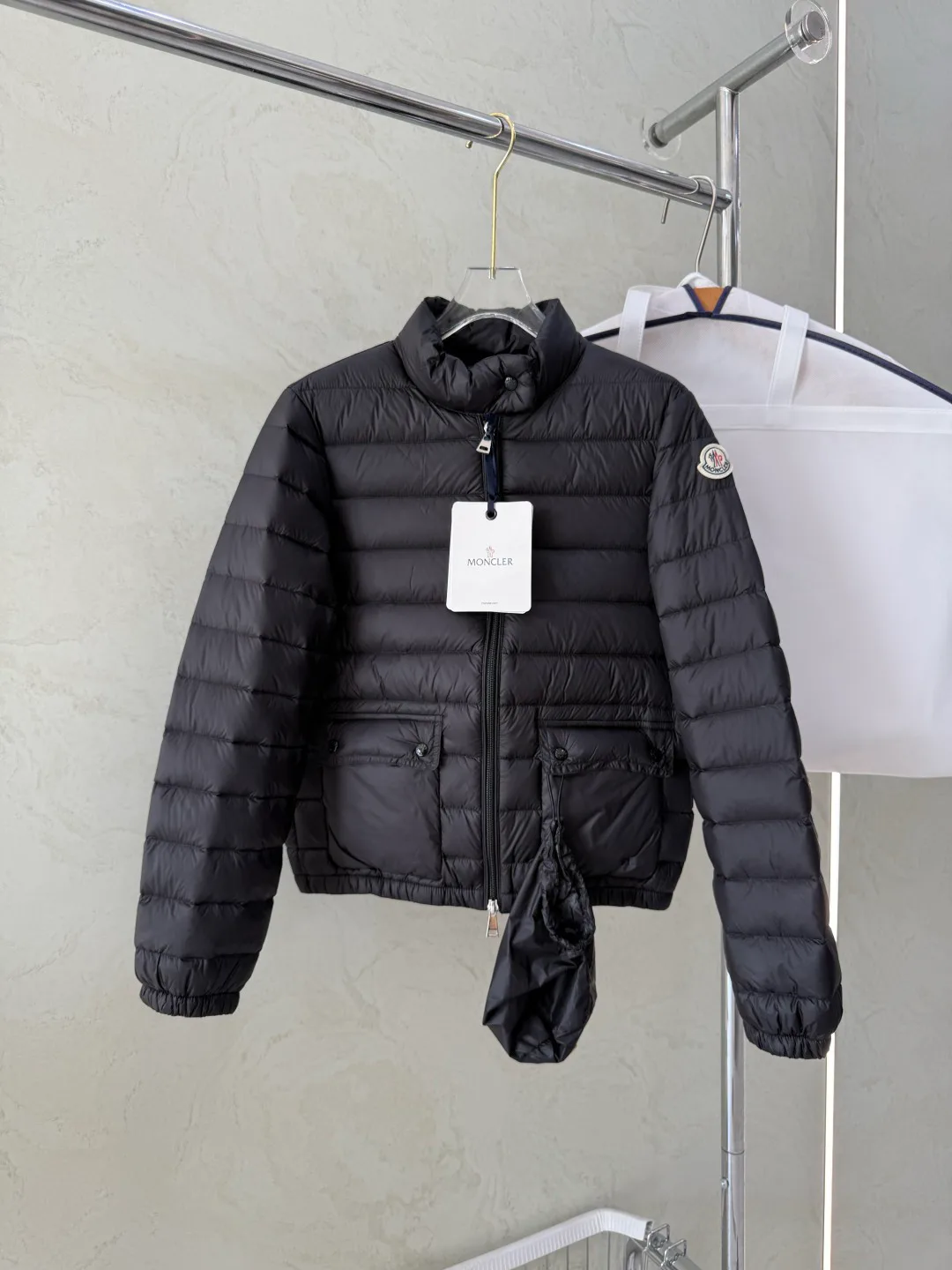 Куртки И Пуховики Женские Moncler 19636254