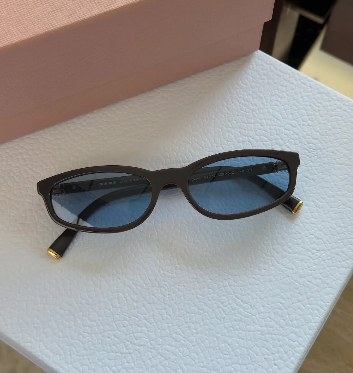 Очки Miu Miu 9806000